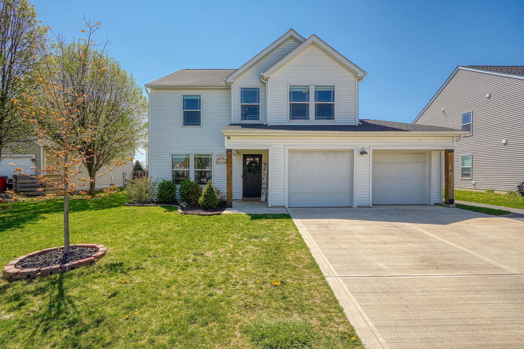 Amherst Meadows Real Estate Listings Main Image