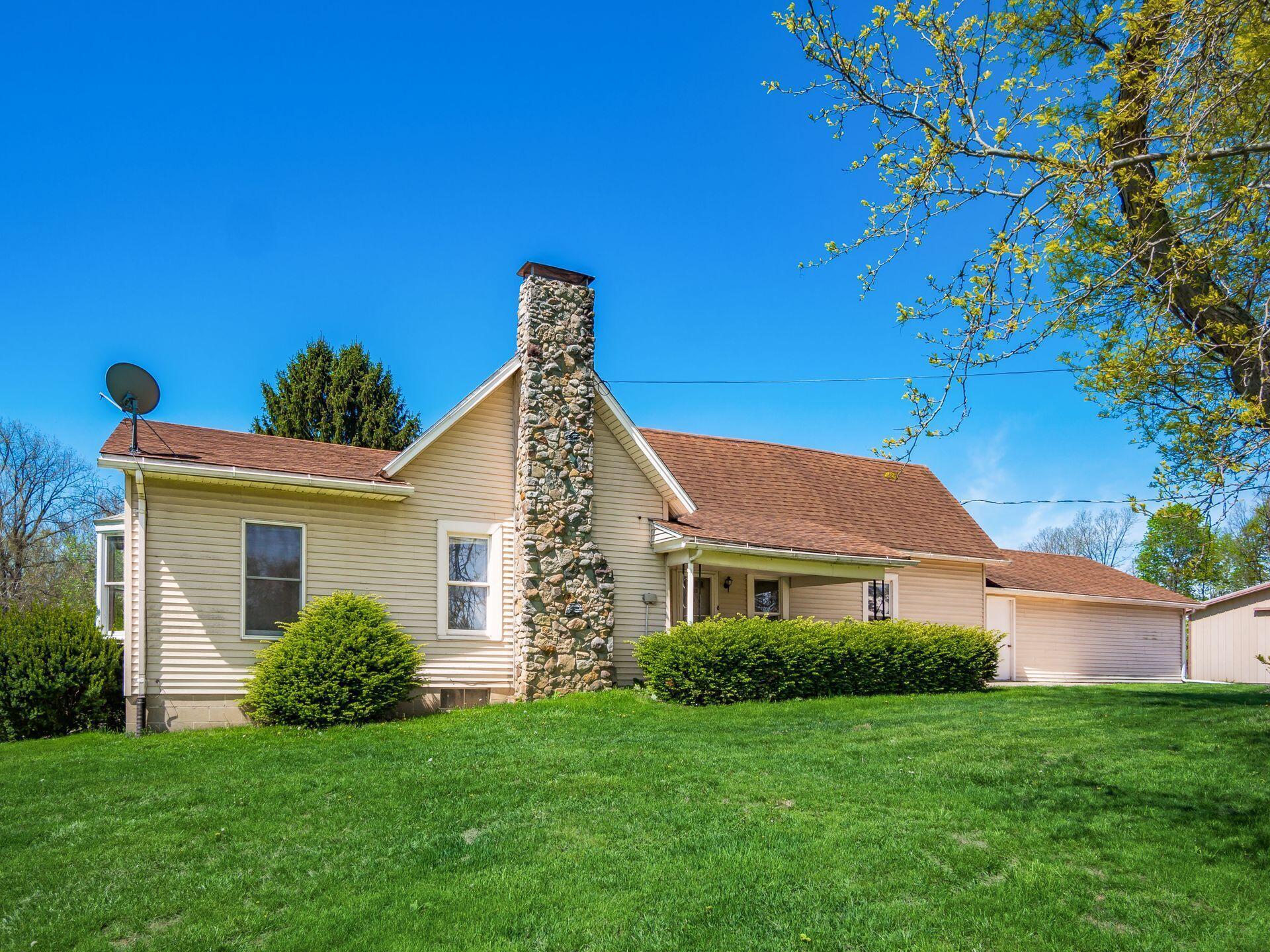 88 Tallman Street Property Photo