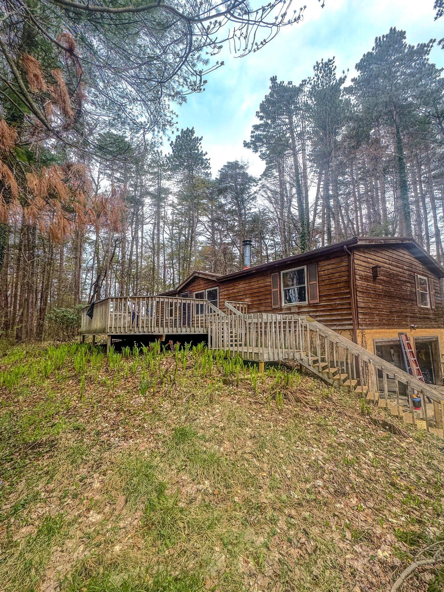 854 Chinook Lane Property Photo