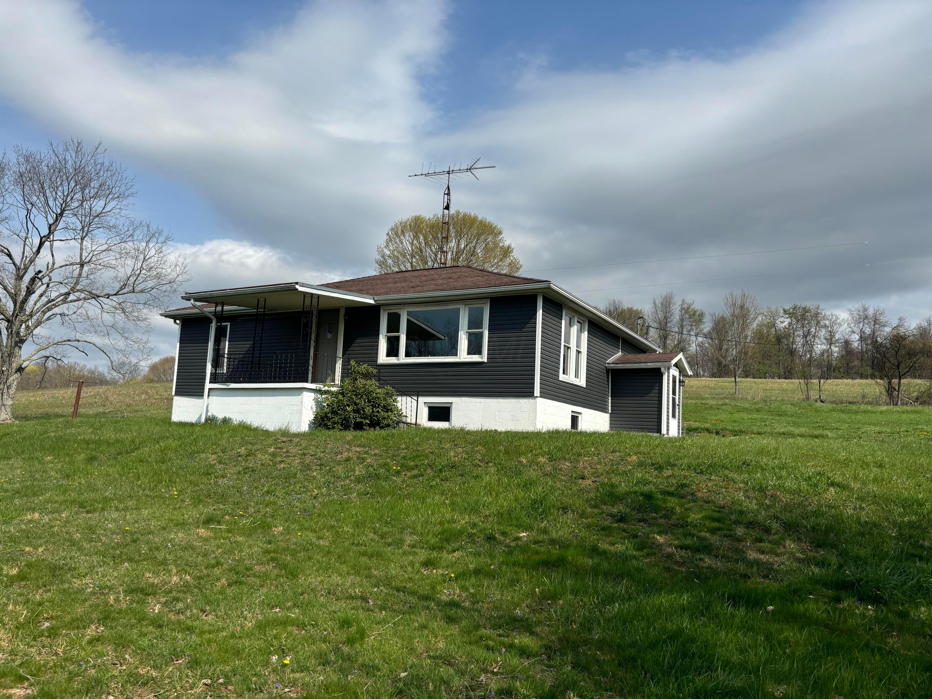 4174 Mainesville Rd Road E Property Photo