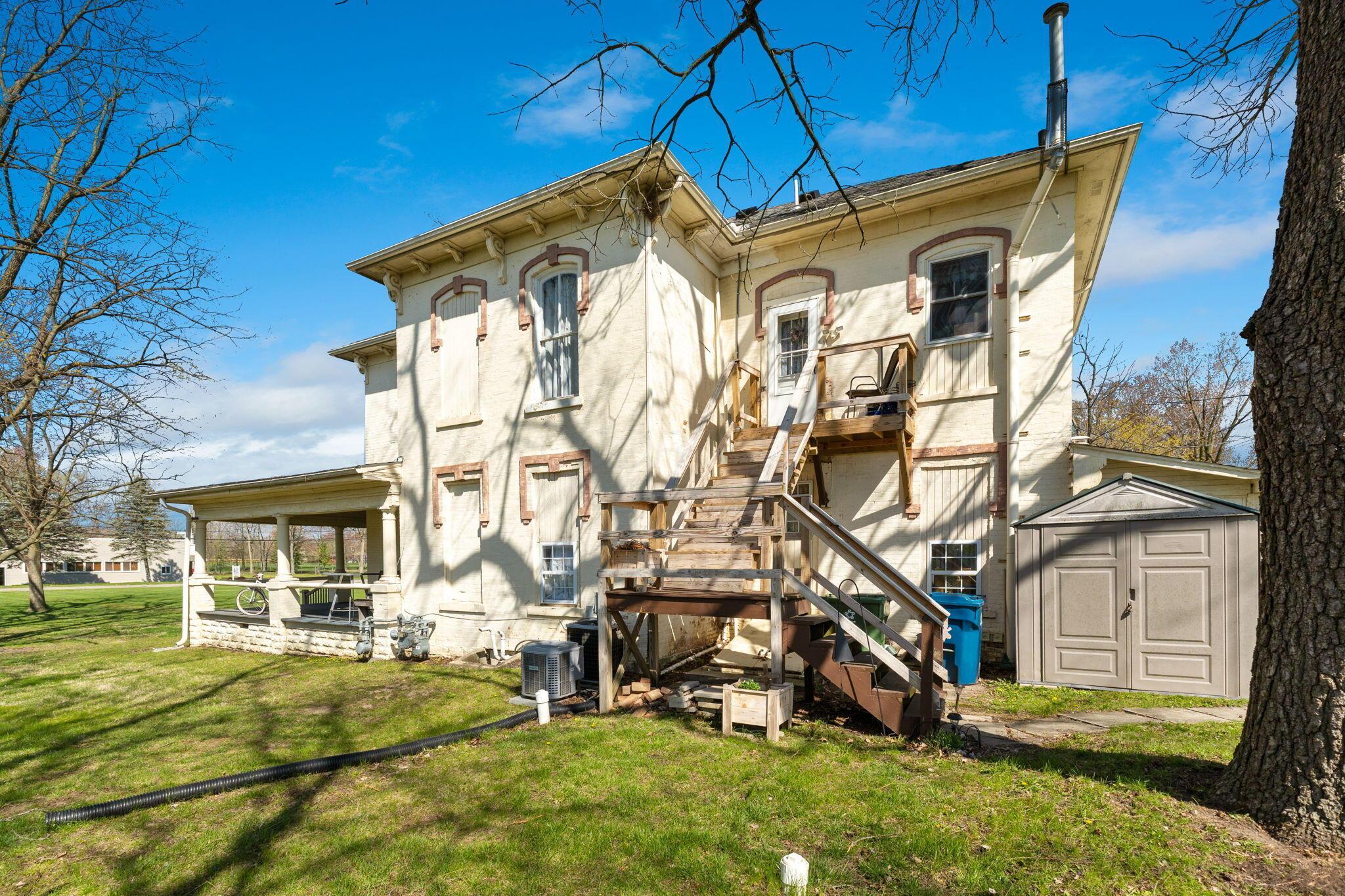 650 Chestnut Street Property Photo 22
