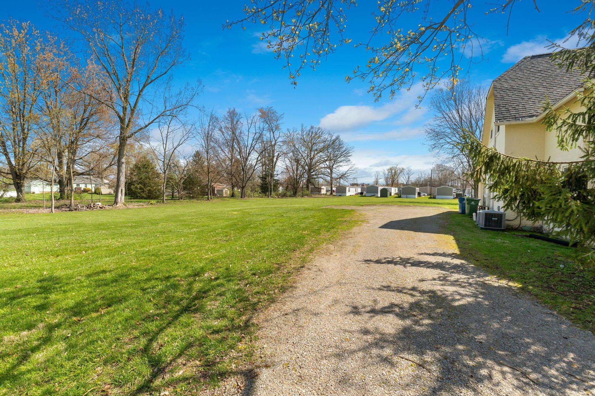 650 Chestnut Street Property Photo 26