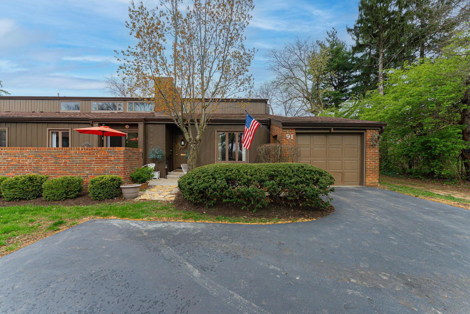 91 Glen Drive Property Photo 1