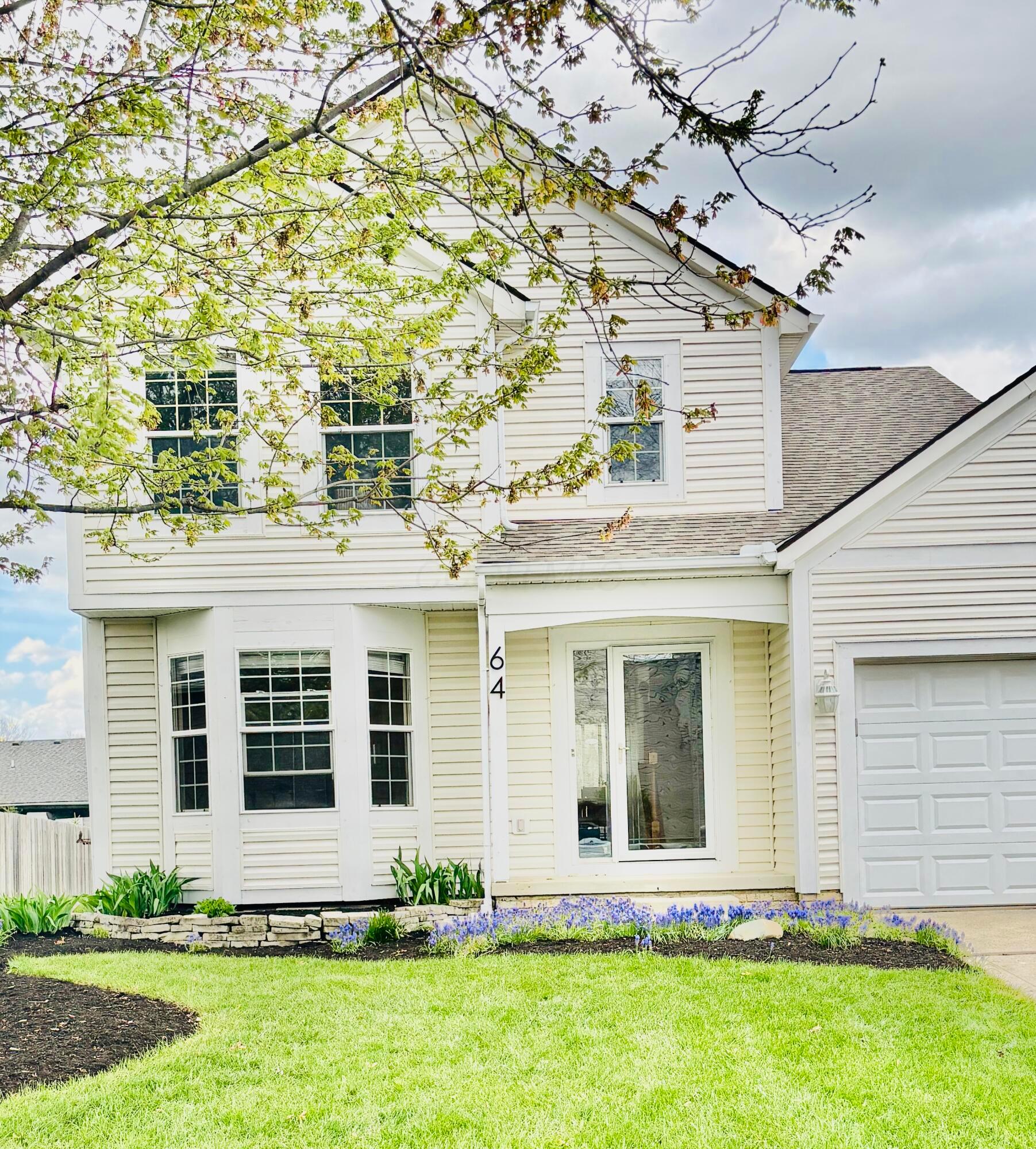 64 Brooksedge Drive E Property Photo 1