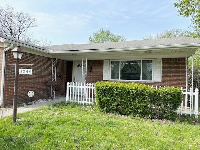 2244 Balmoral Road Property Photo 1