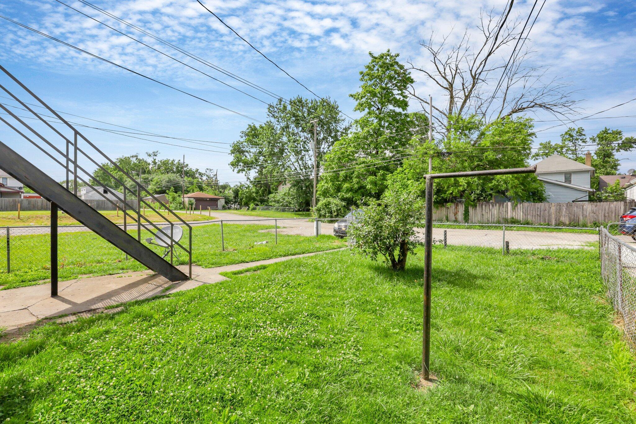 2822-2824 E 5th Avenue Property Photo 19