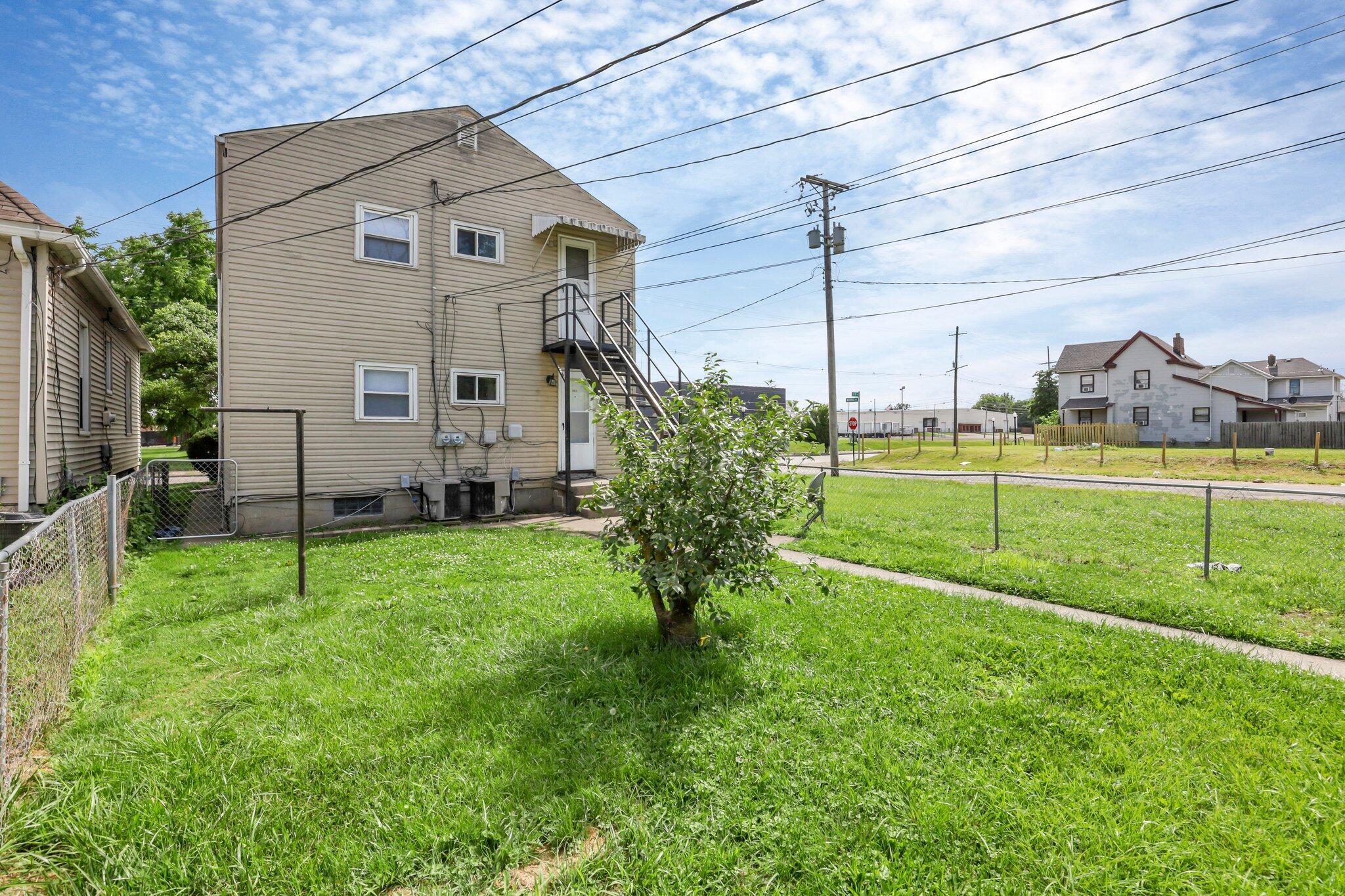 2822-2824 E 5th Avenue Property Photo 20