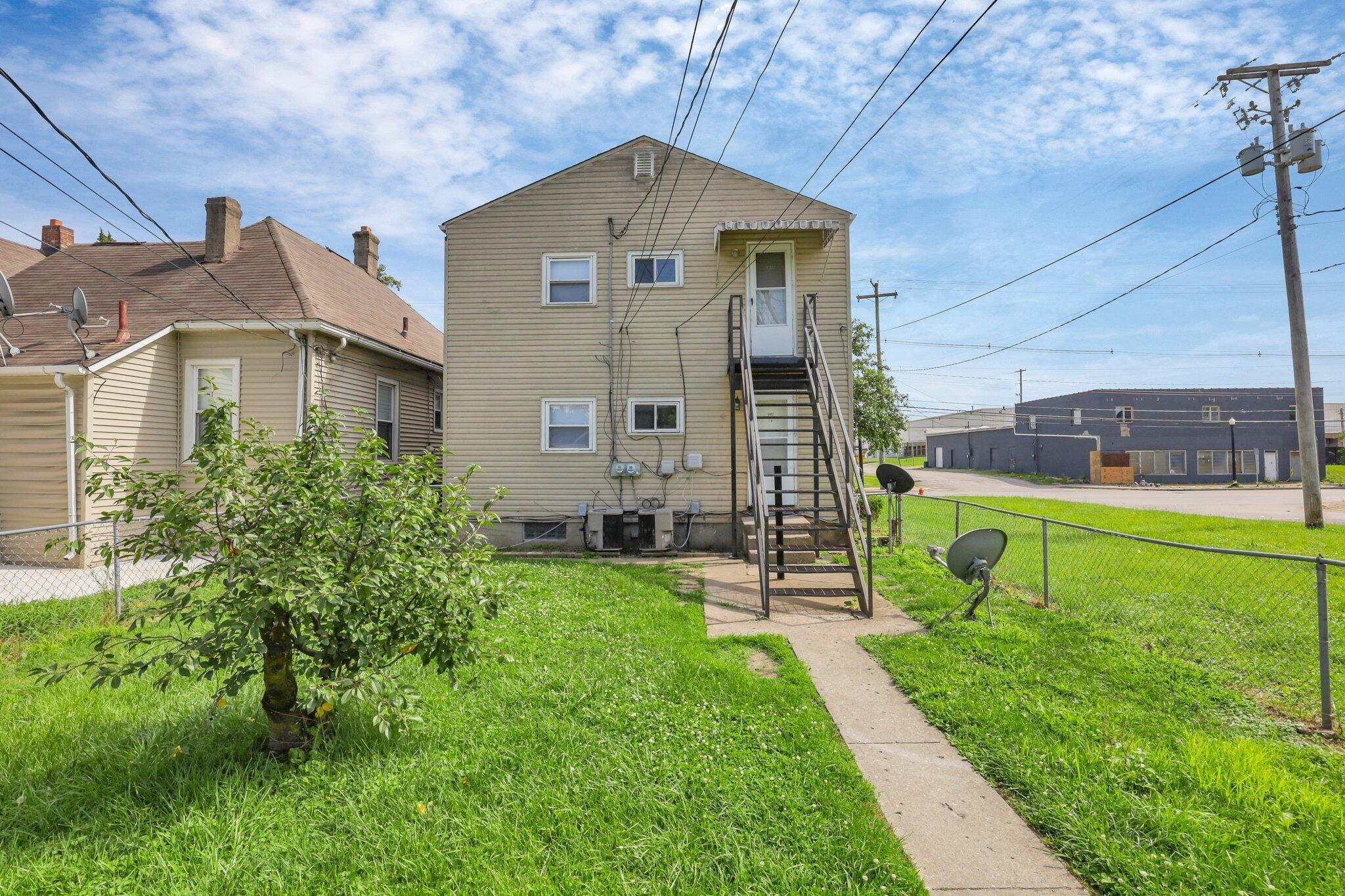 2822-2824 E 5th Avenue Property Photo 21