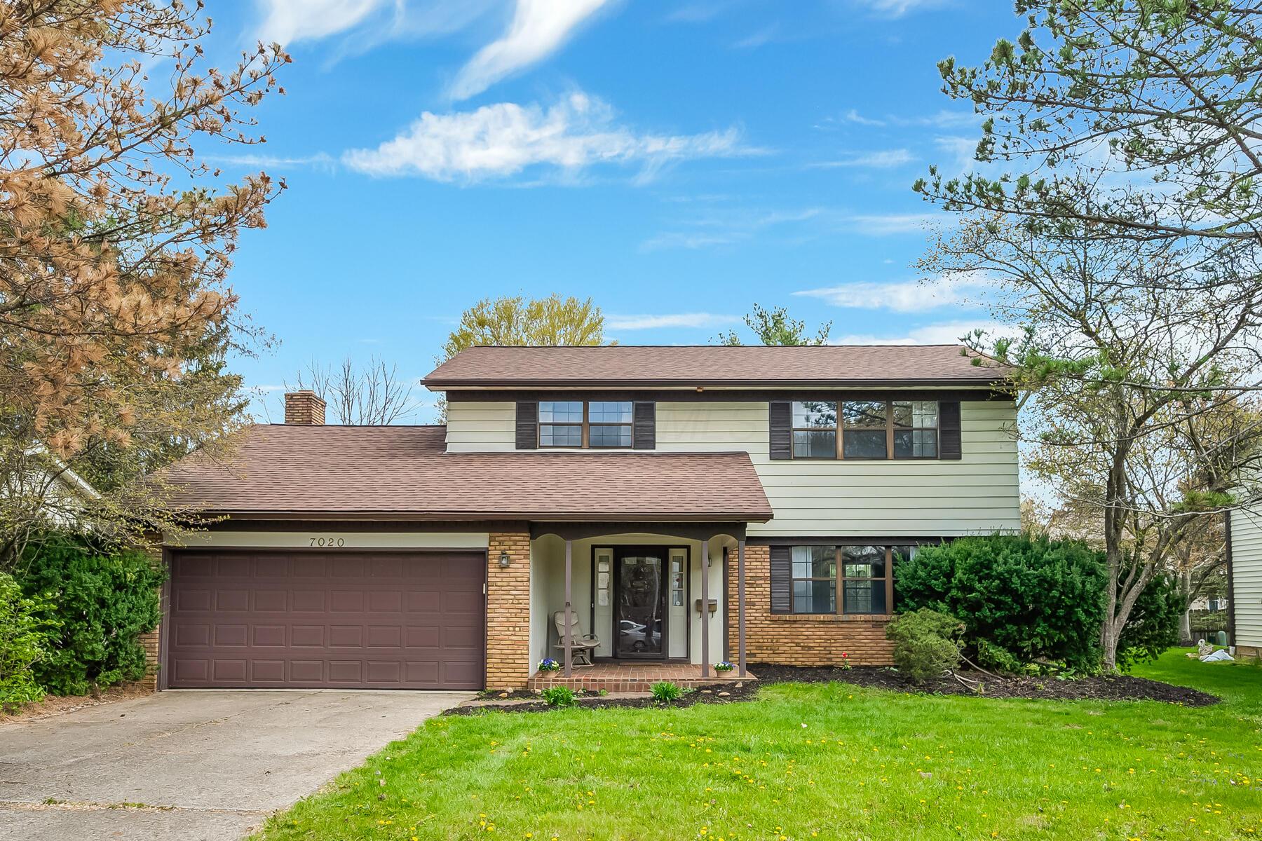 7020 Nocturne Road N Property Photo 1