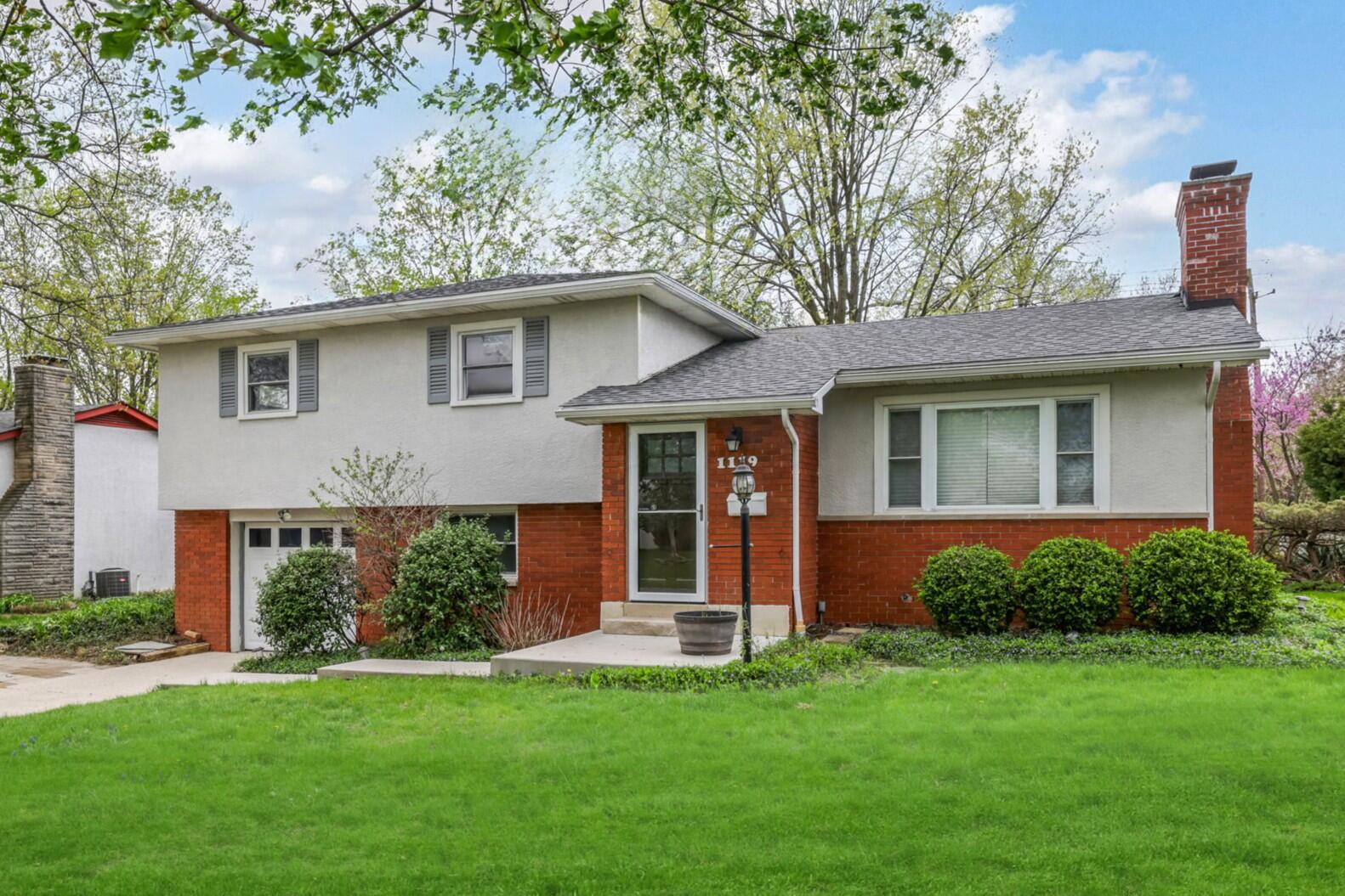 1119 Stanhope Drive Property Photo 1