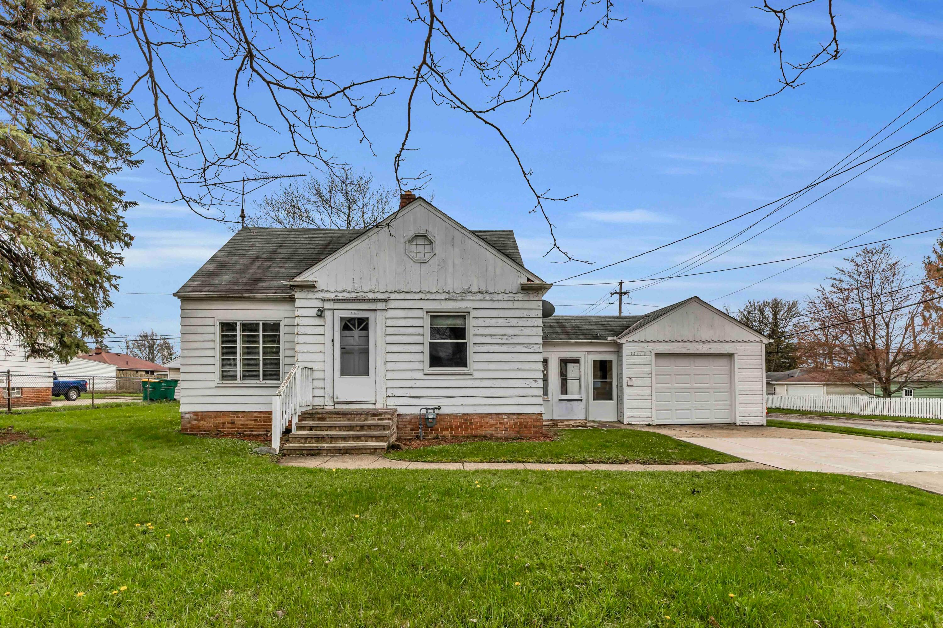 14608 Rockside Road Property Photo