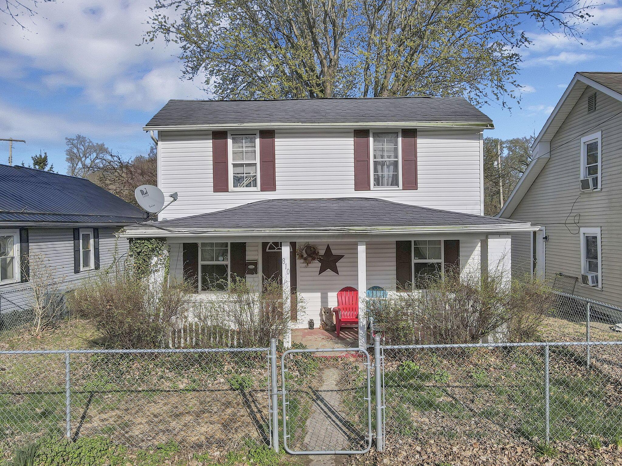 810 4th Street Property Photo