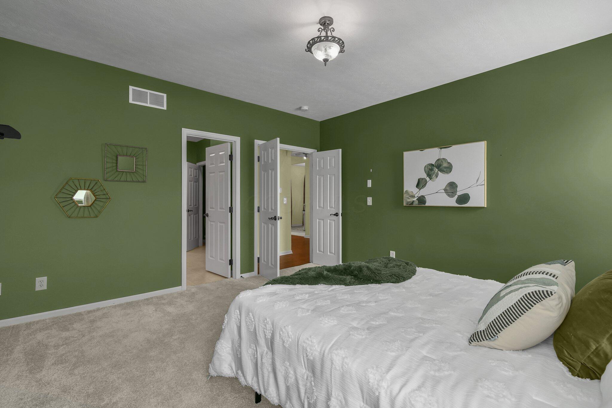 403 Trail W Property Photo 22