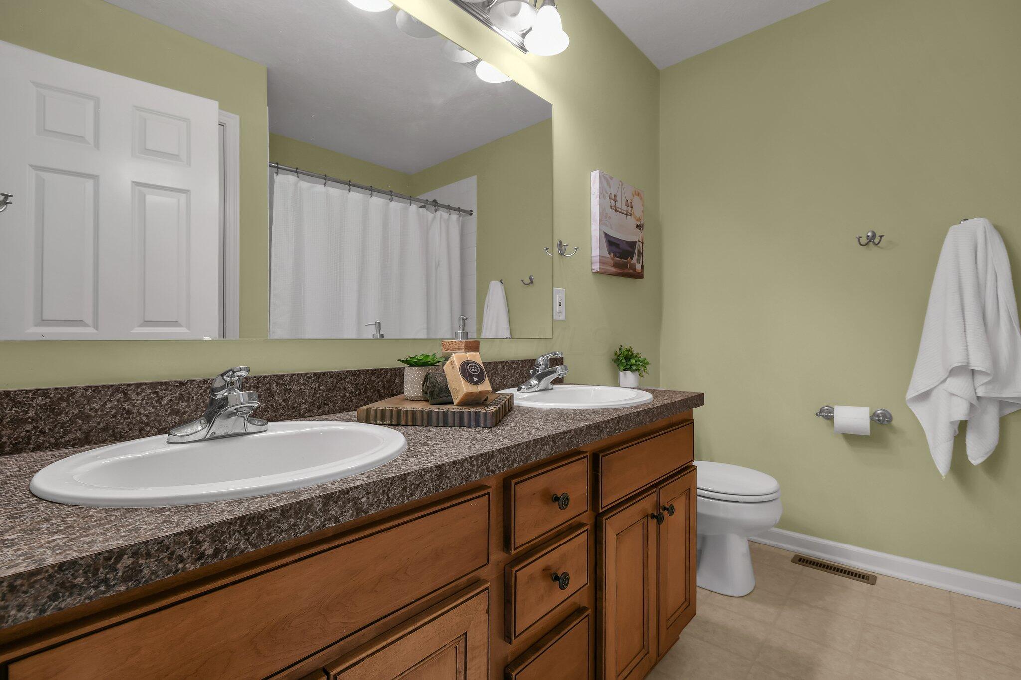 403 Trail W Property Photo 36