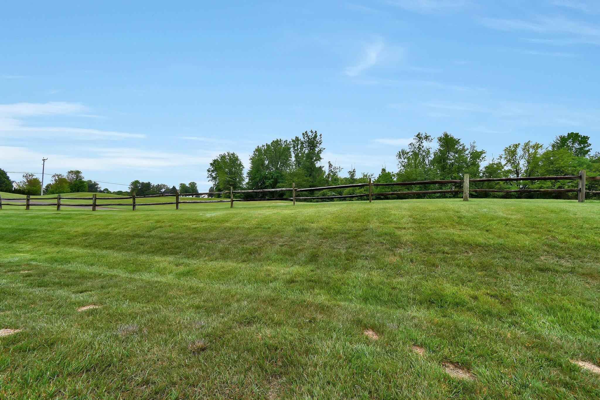 403 Trail W Property Photo 52