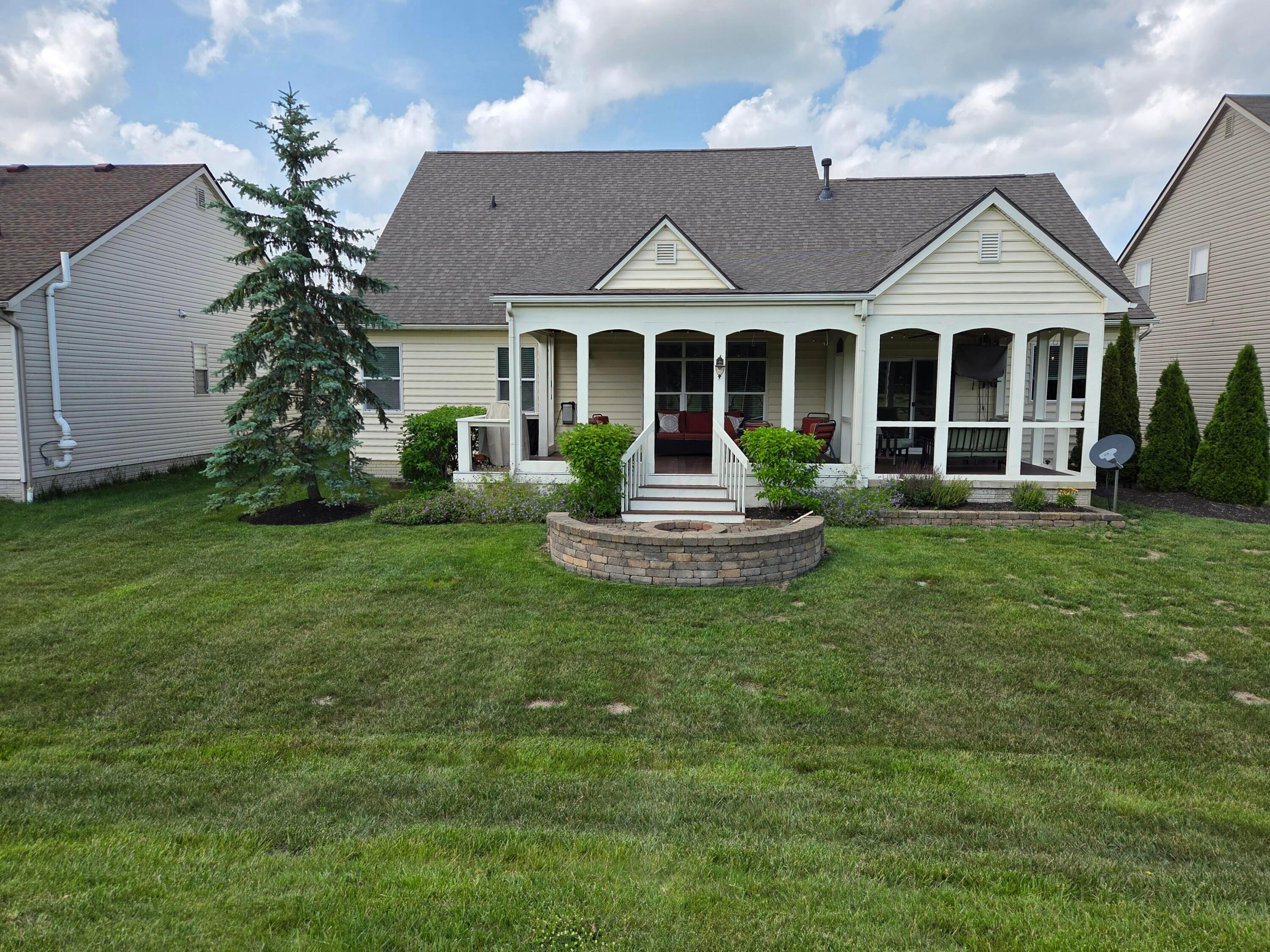 403 Trail W Property Photo 53