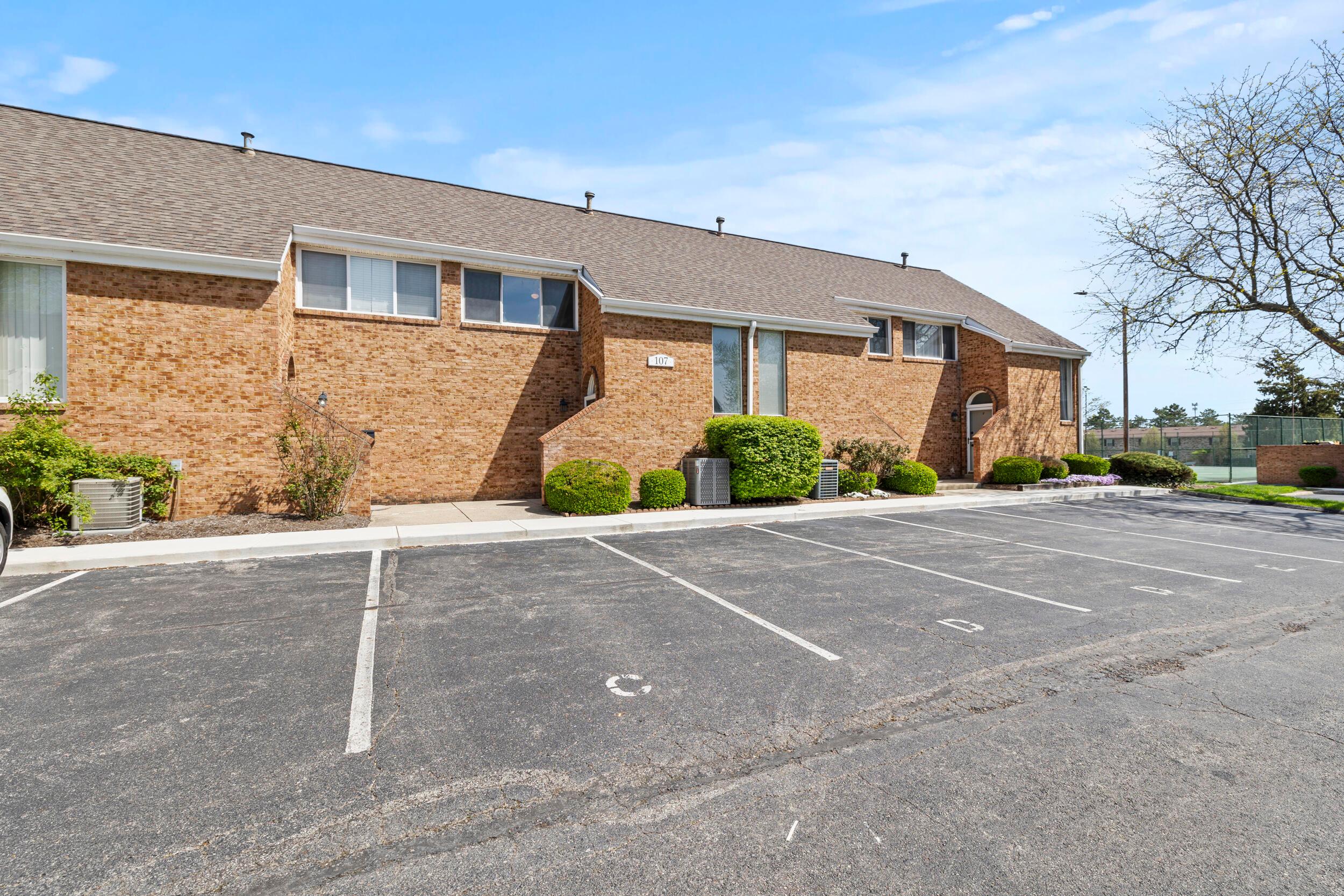 107 W Ticonderoga Drive, 3e Property Photo 1