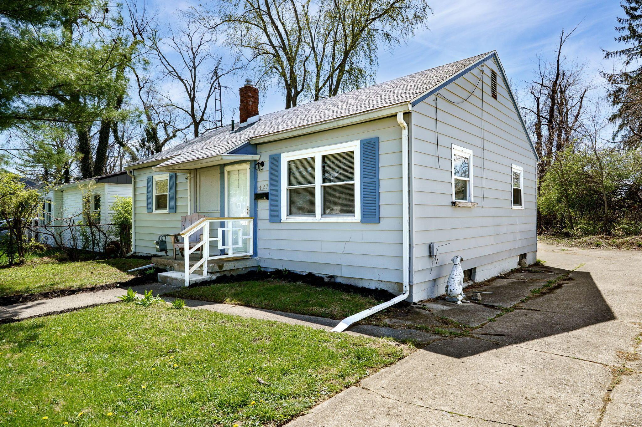 427 Rosewood Avenue Property Photo