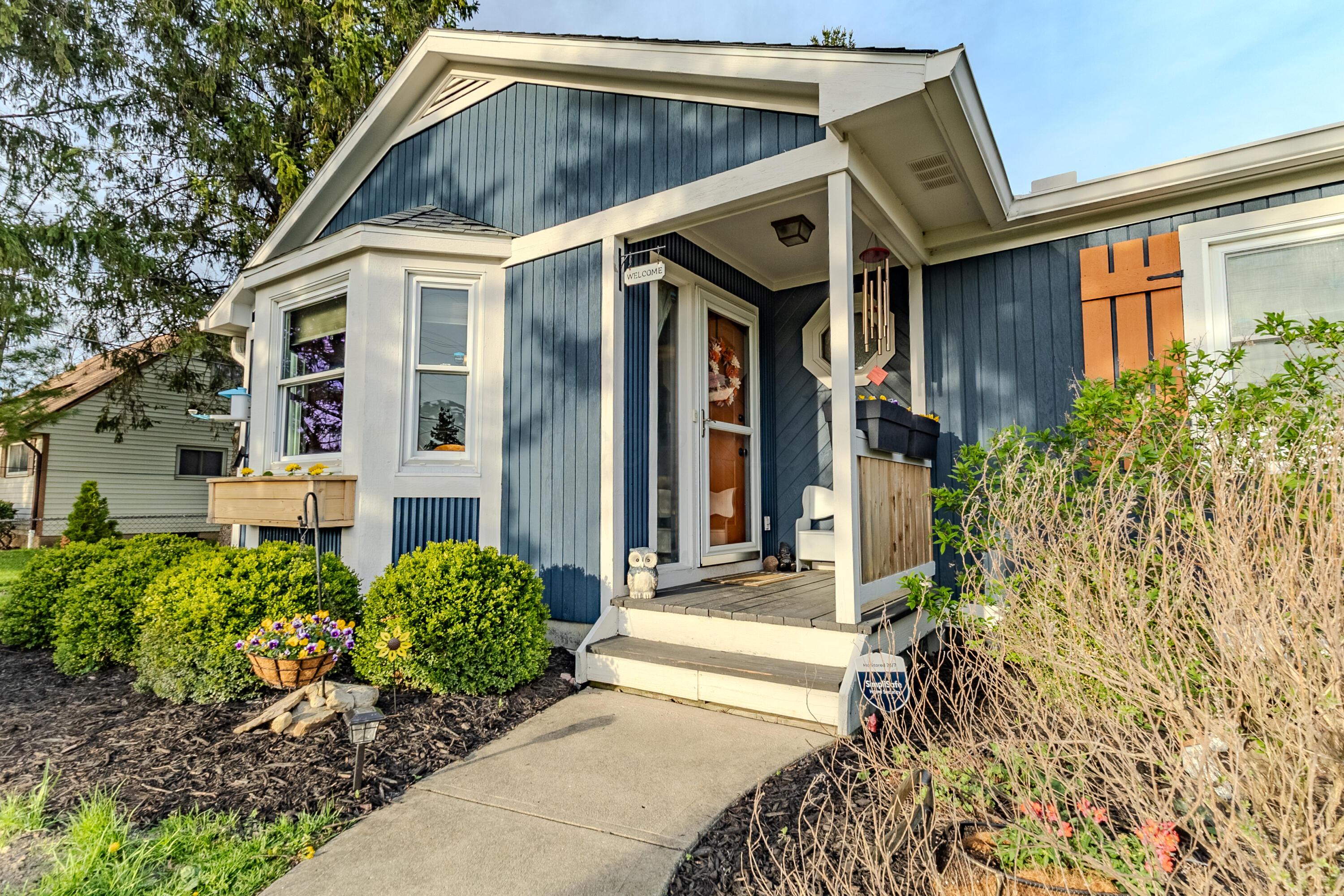 6780 Weldon Road Property Photo