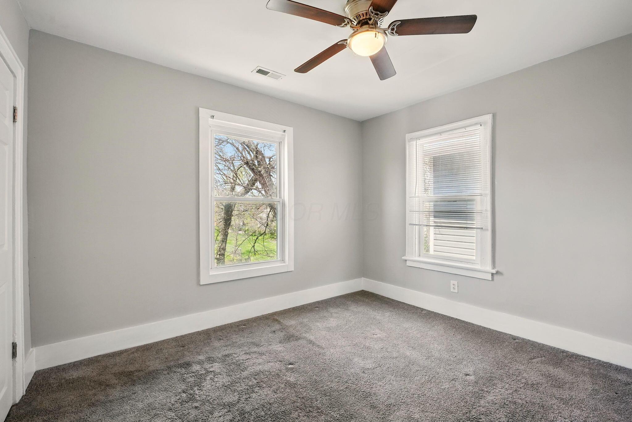 831 Lilley Avenue Property Photo 15
