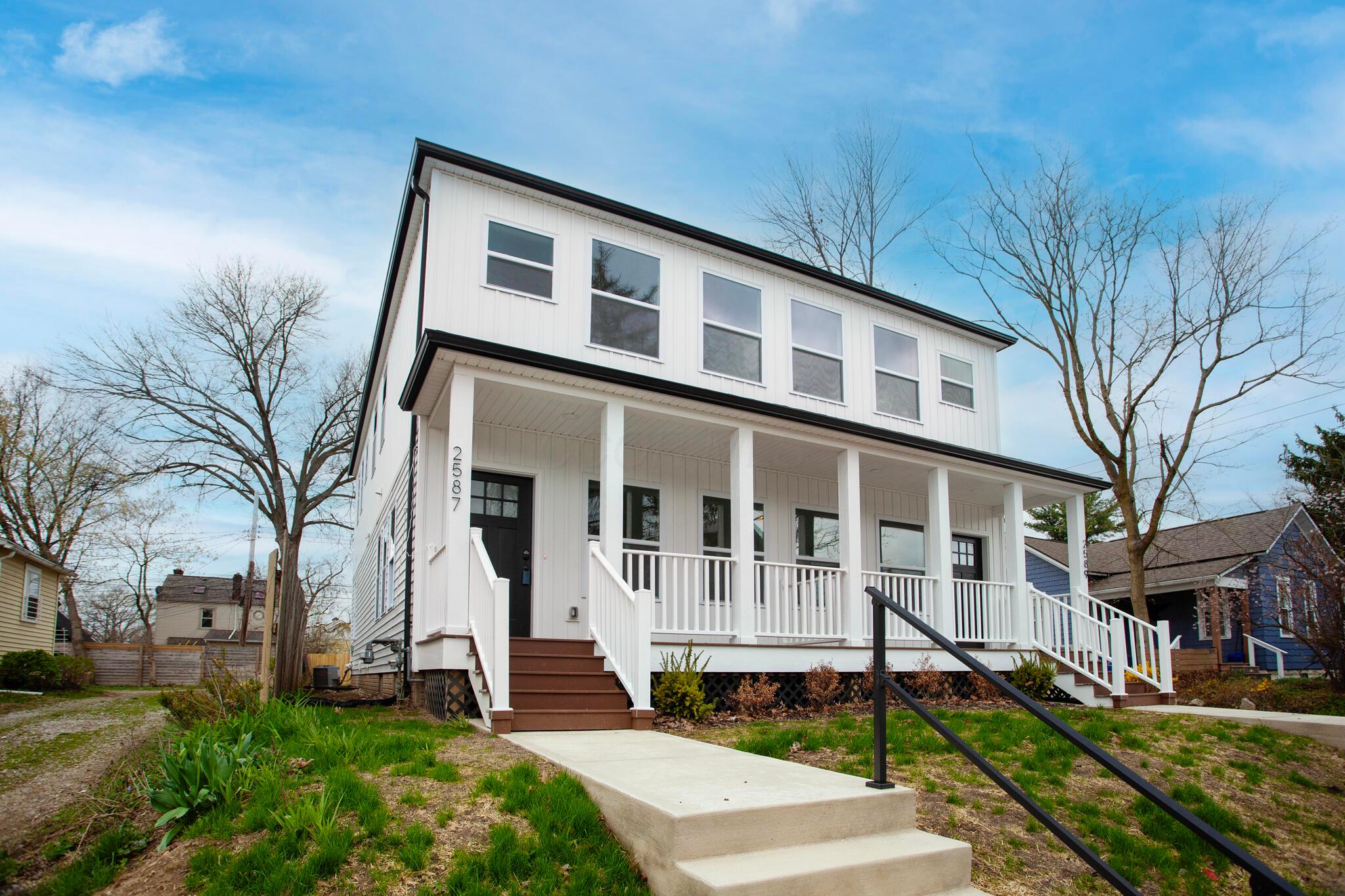 2587 Dayton Avenue Property Photo