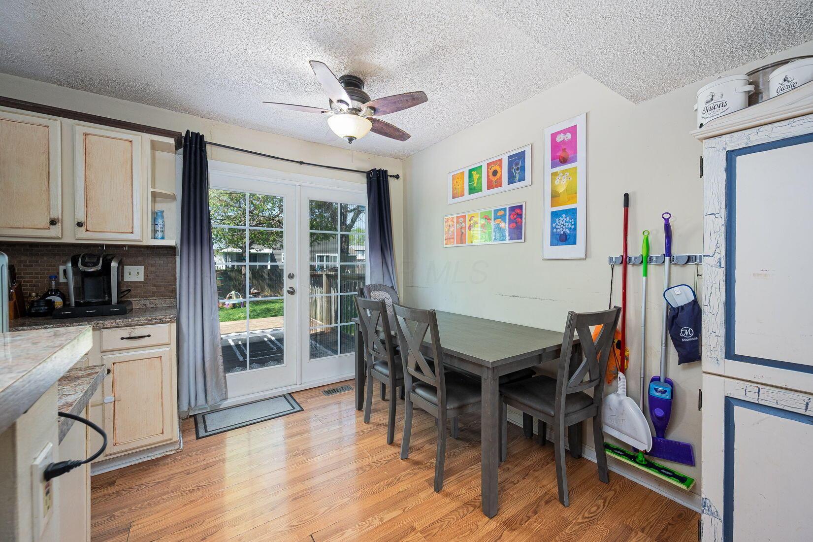 1433 Beetree Street Property Photo 6