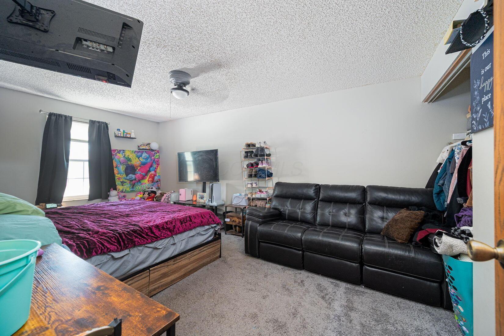 1433 Beetree Street Property Photo 13