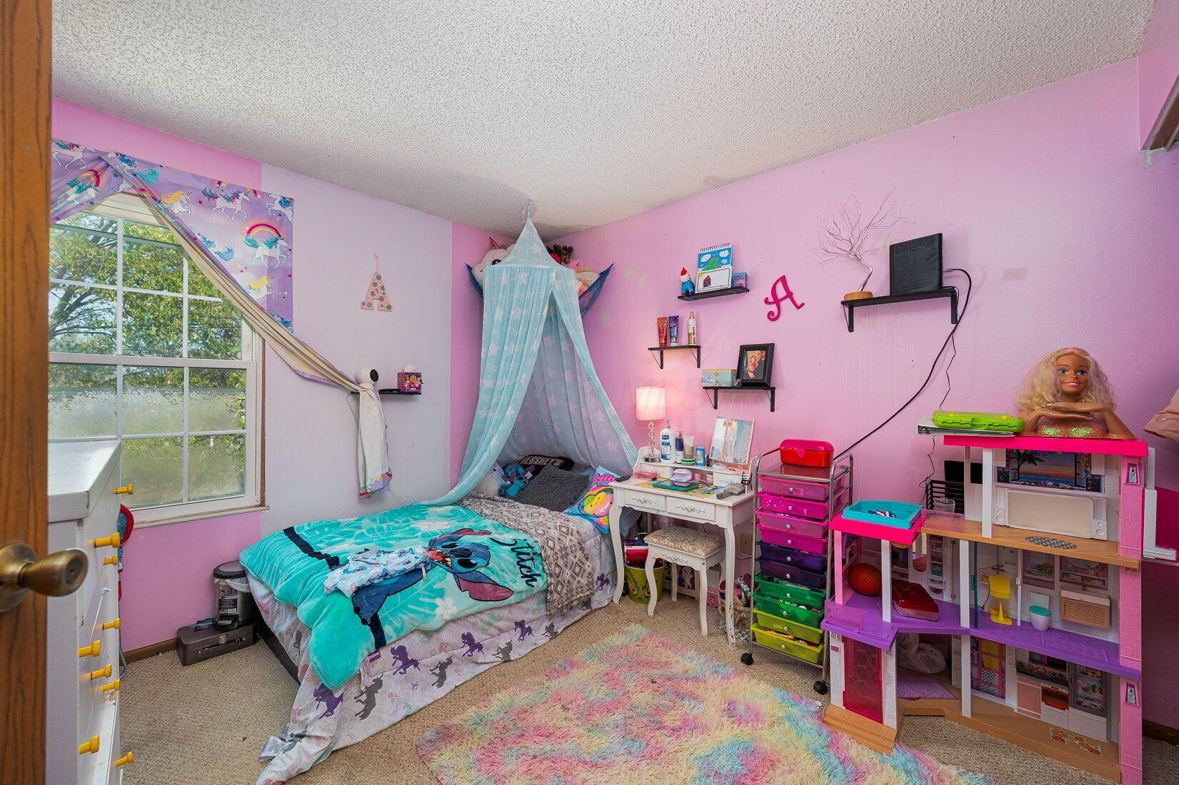 1433 Beetree Street Property Photo 18