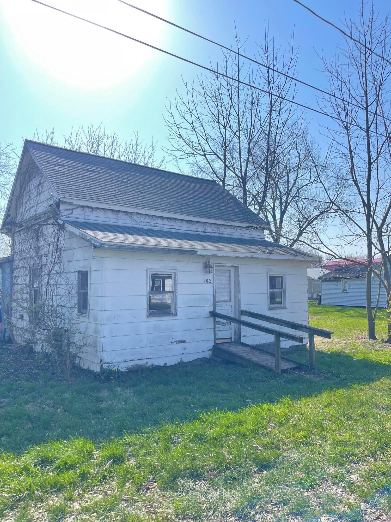 402 Oliver Street Property Photo