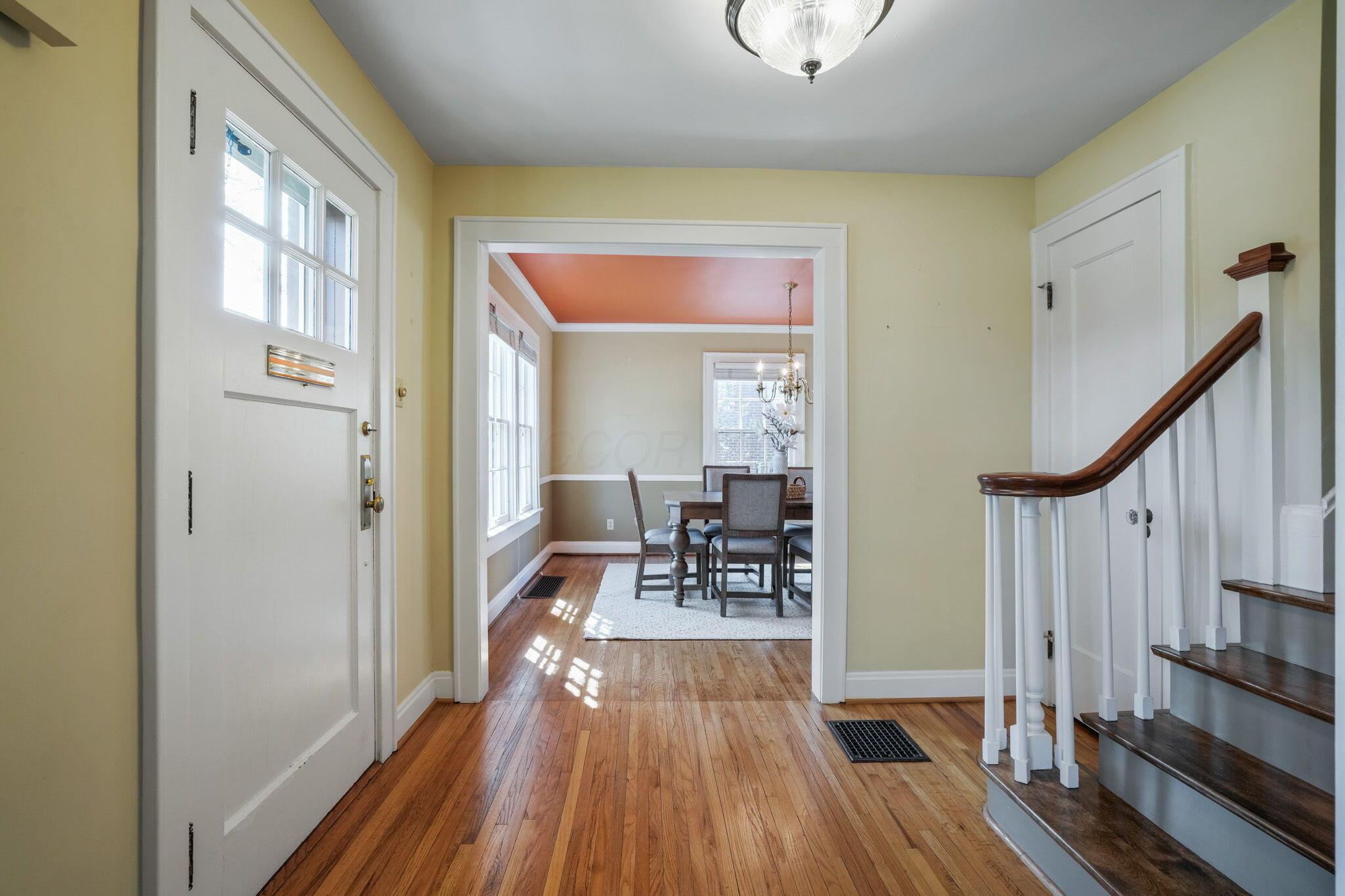 1522 Essex Road Property Photo 5