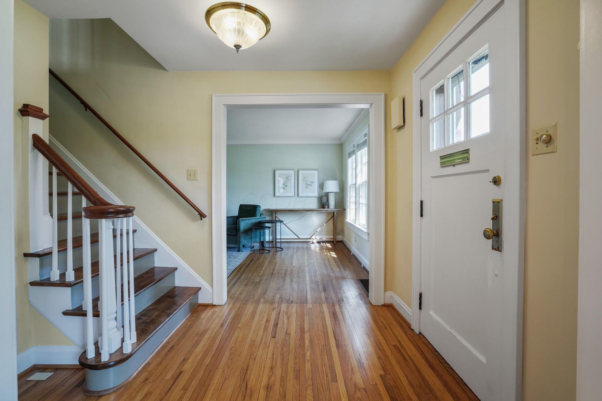 1522 Essex Road Property Photo 6