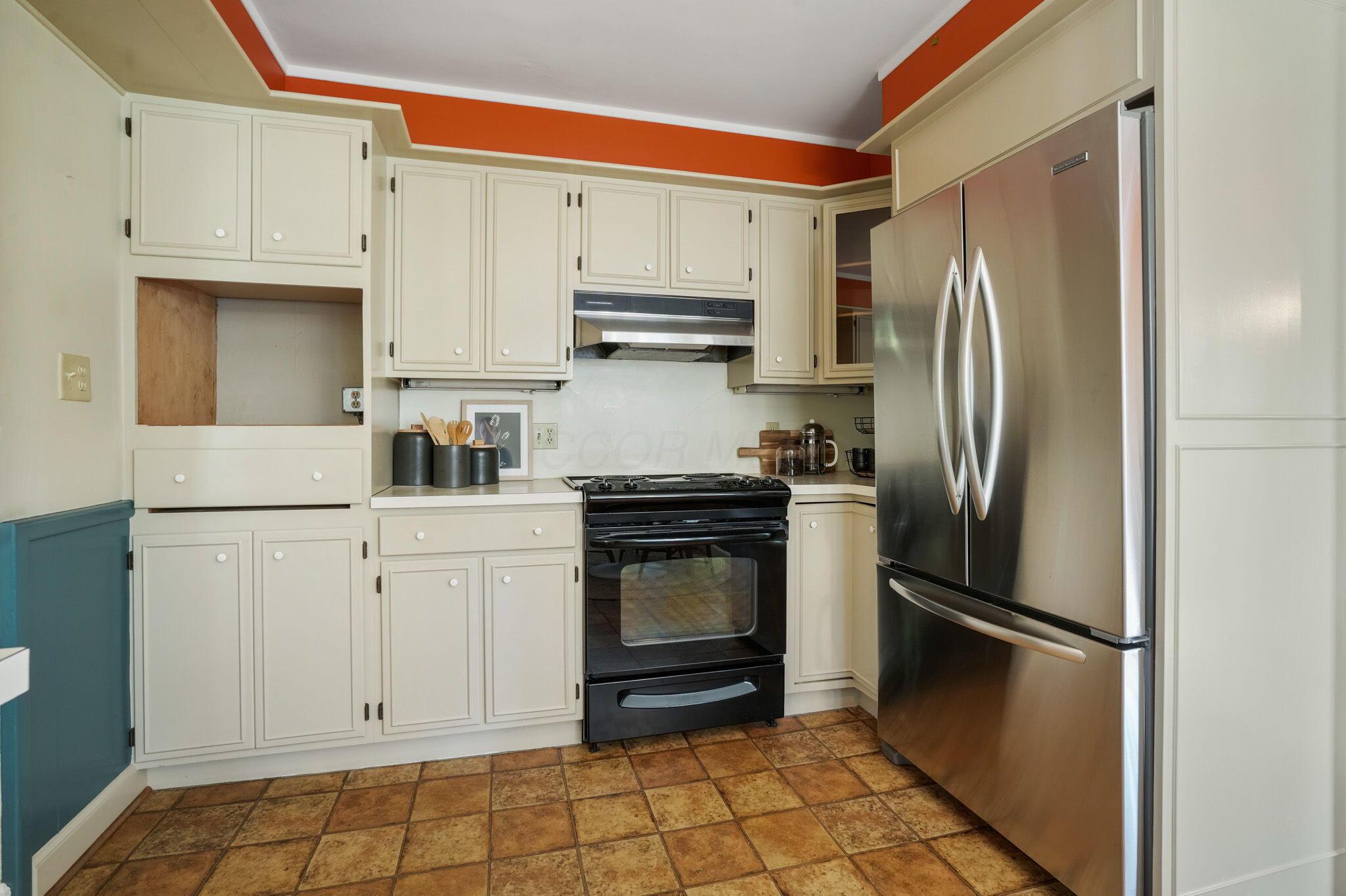 1522 Essex Road Property Photo 16