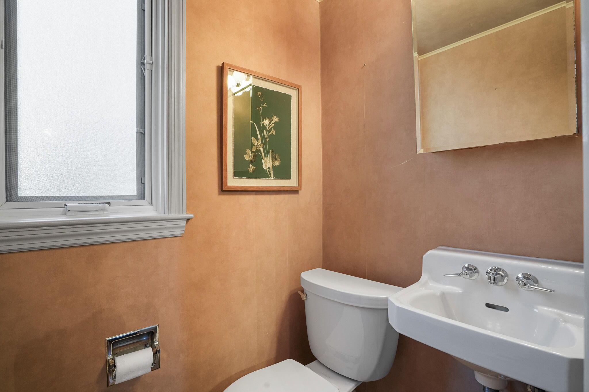 1522 Essex Road Property Photo 19