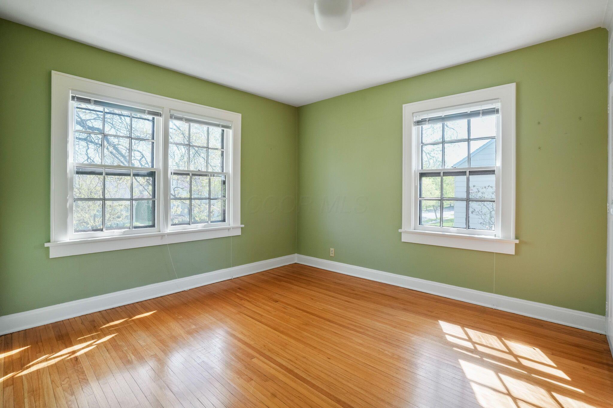1522 Essex Road Property Photo 32