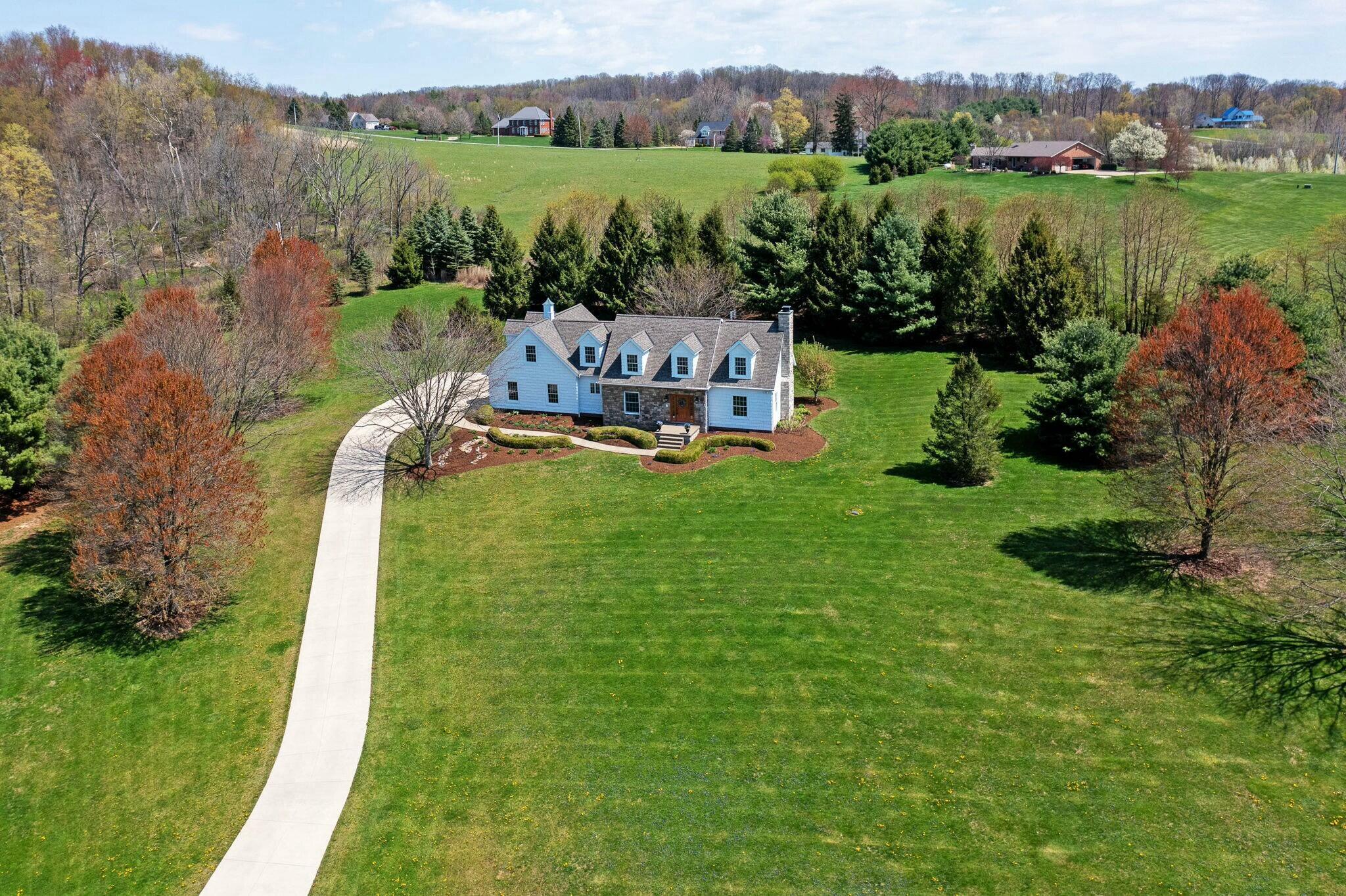1400 Charolais Drive Property Photo 1