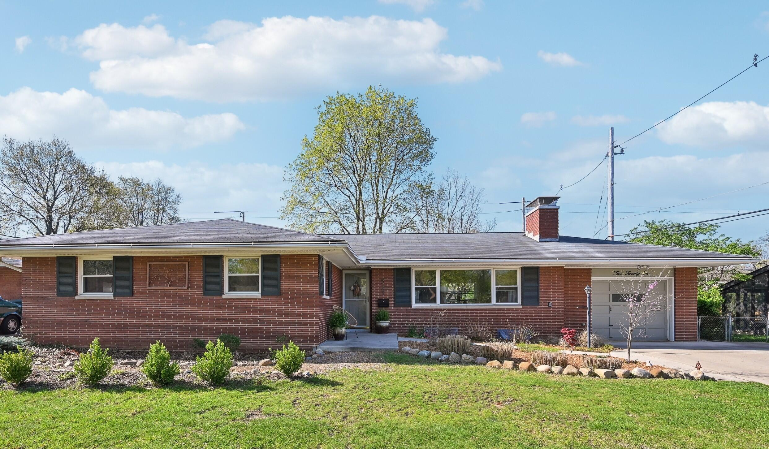 521 Fairlawn Drive Property Photo