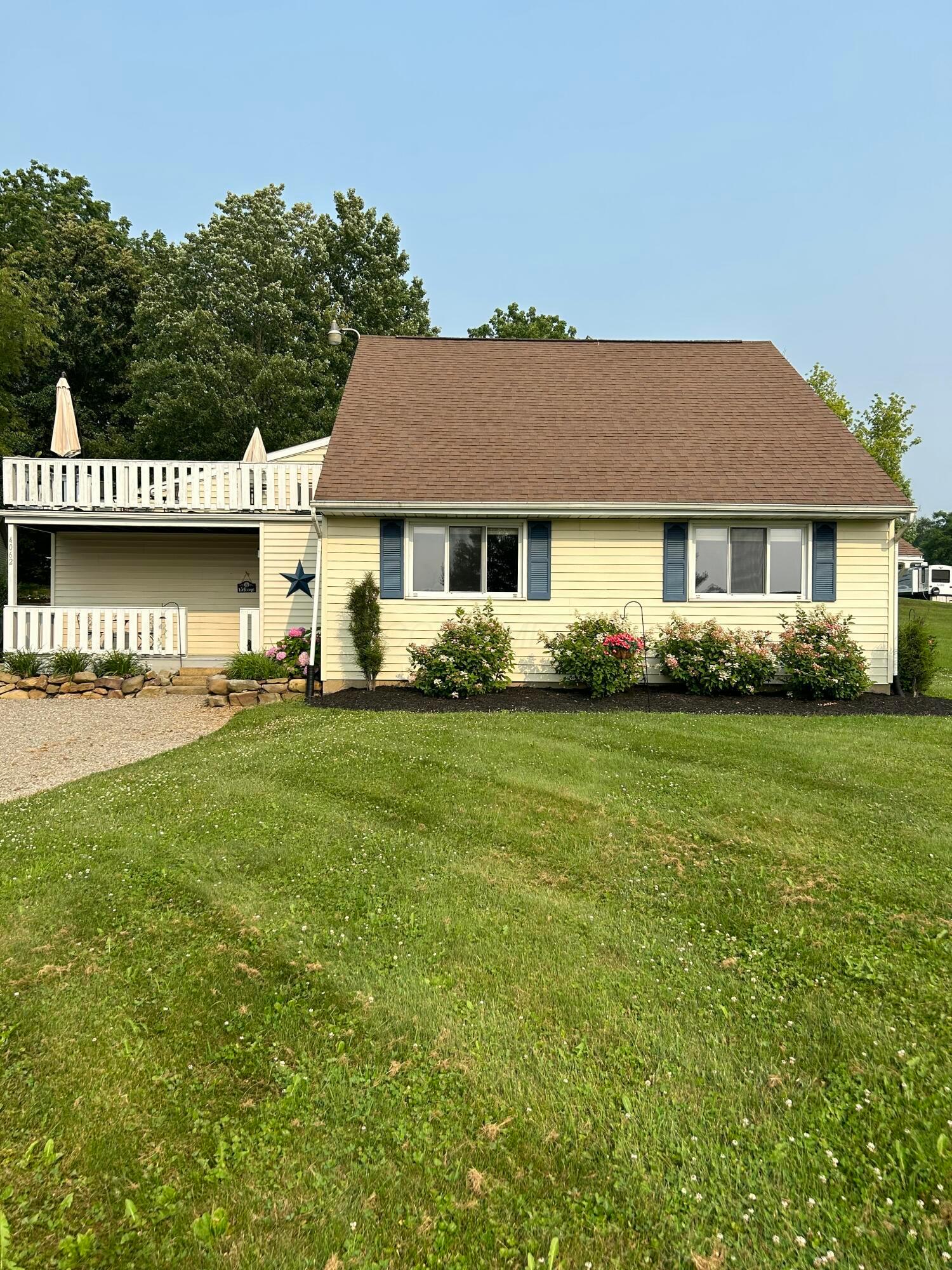4062 Apple Valley Drive Property Photo