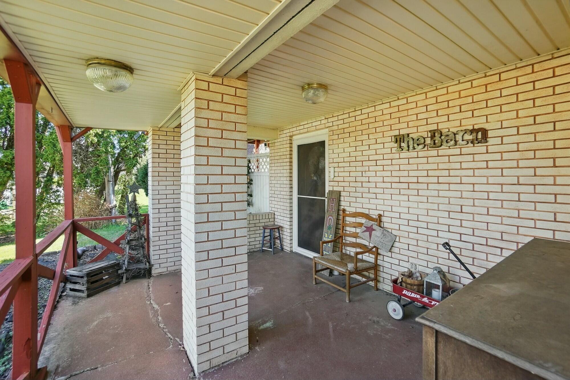 680 Suncrest Drive Property Photo 10