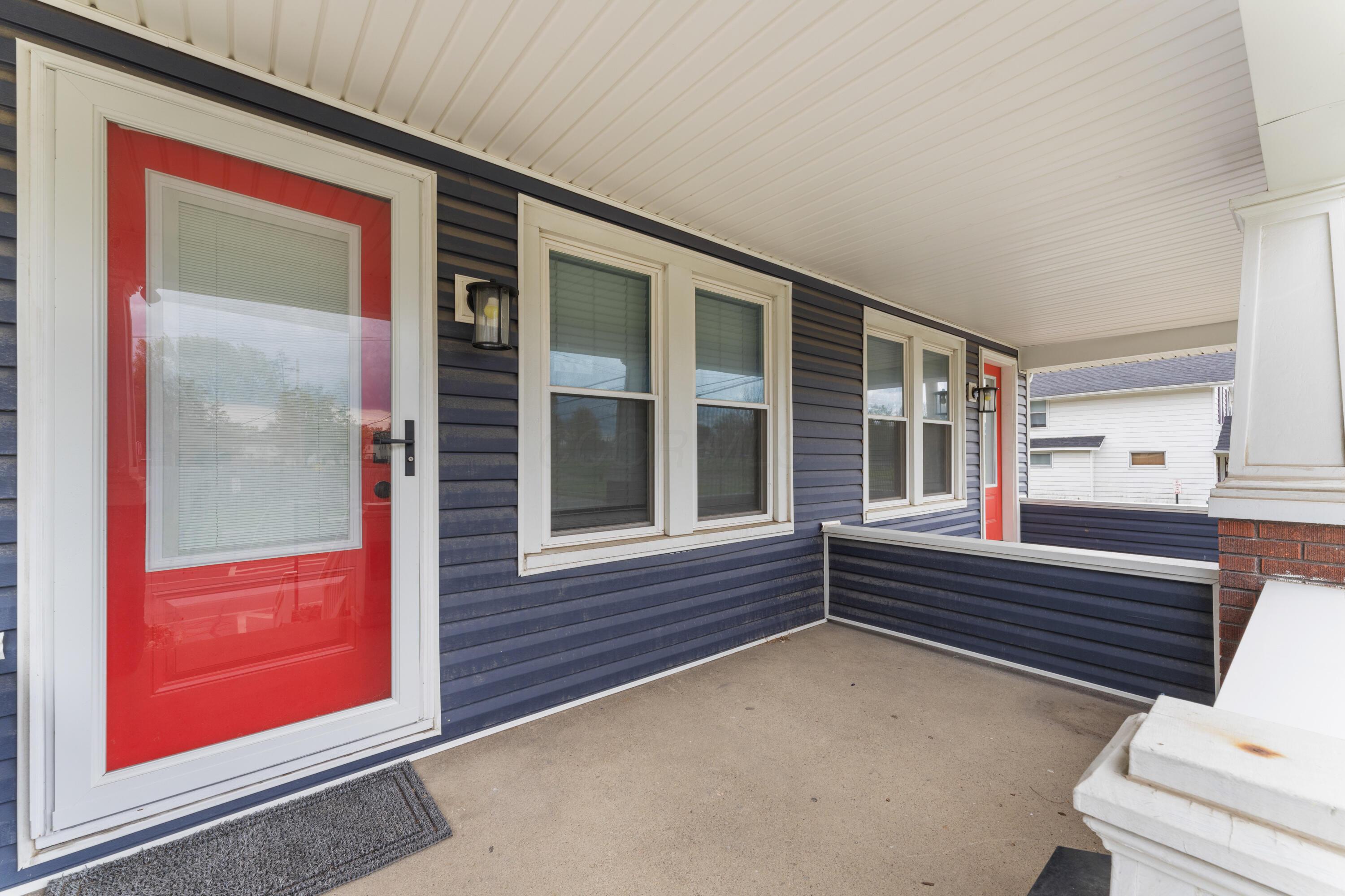 1284-1286 S Champion Avenue Property Photo 4