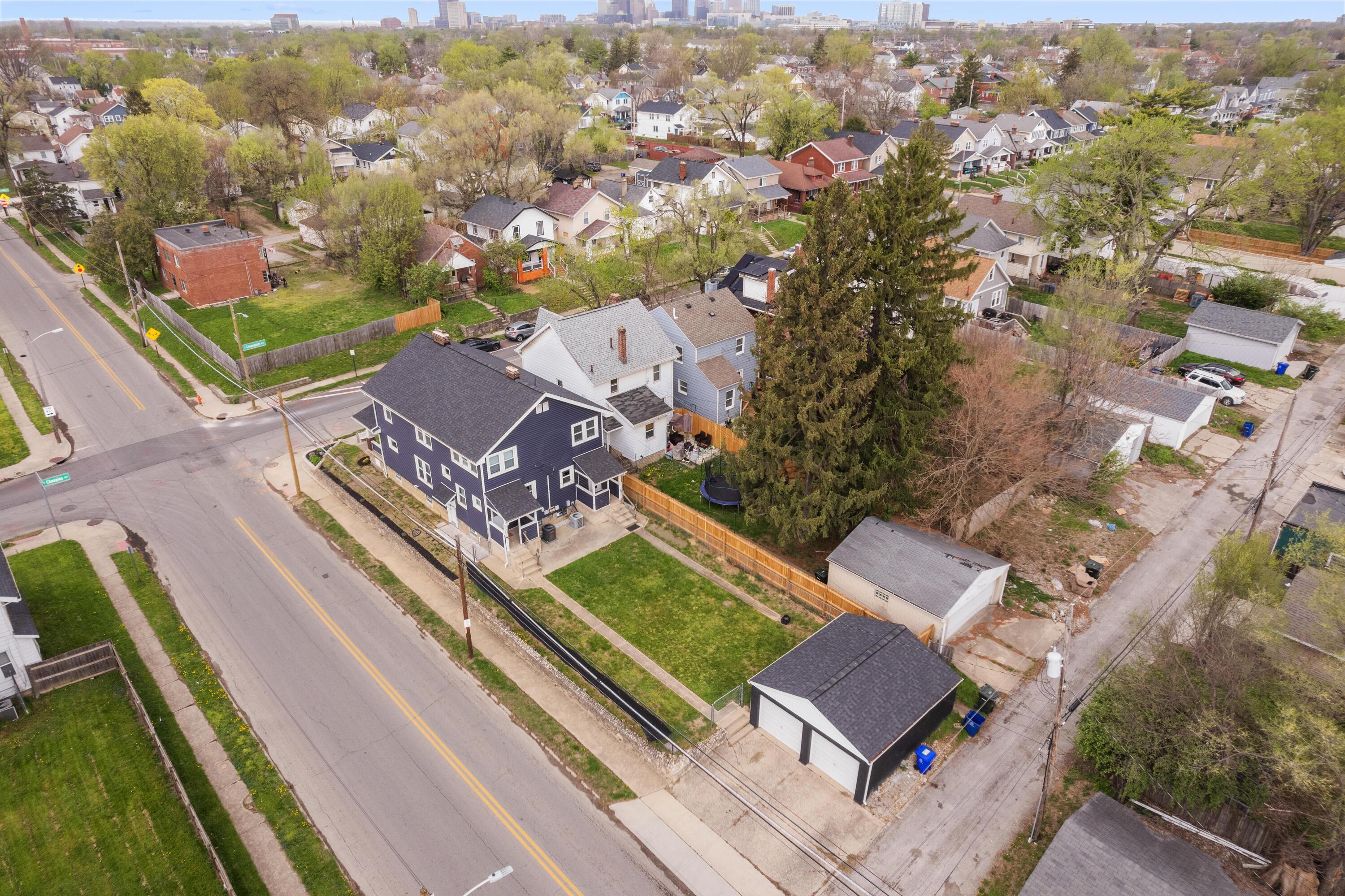 1284-1286 S Champion Avenue Property Photo 32