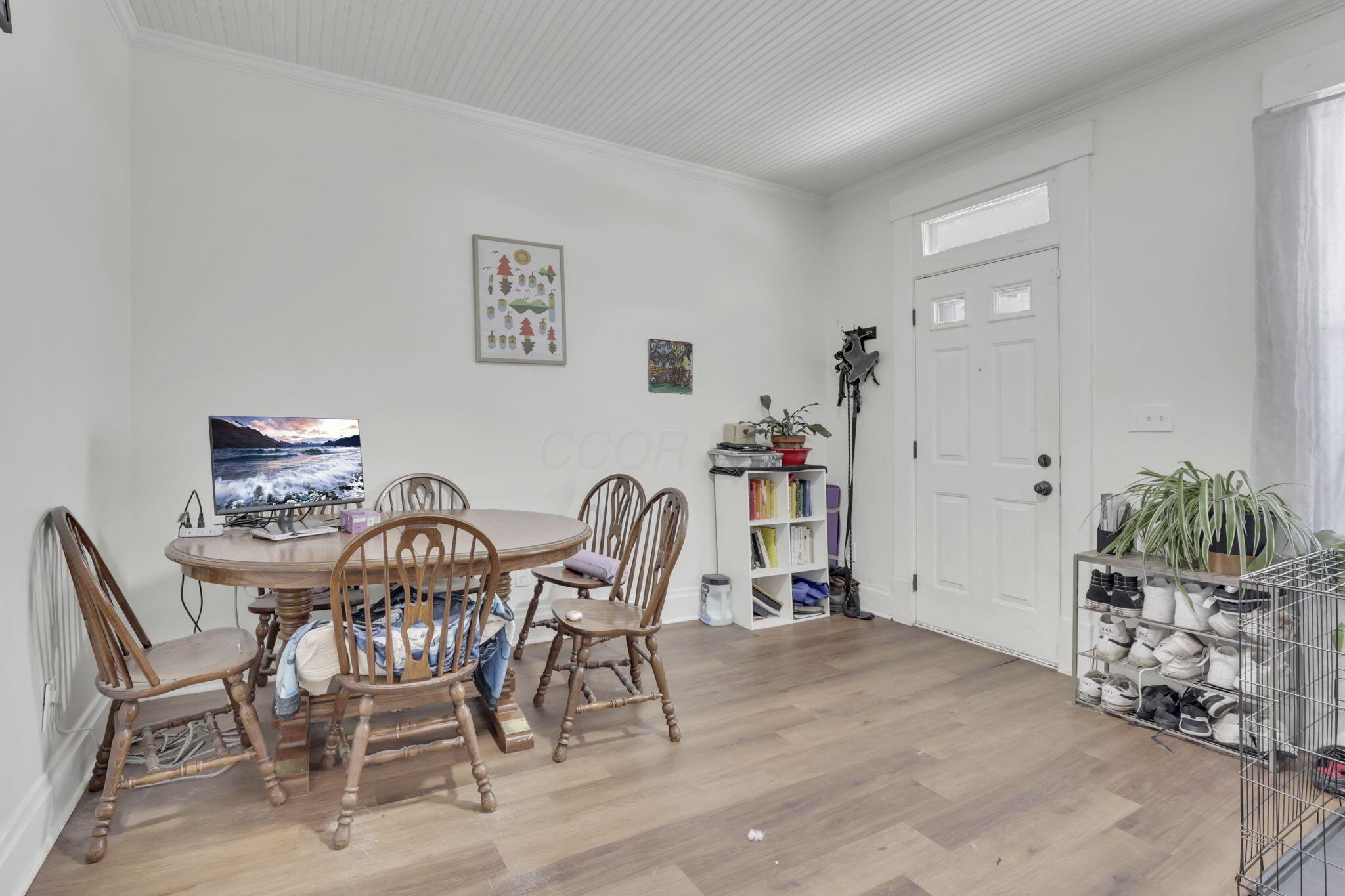 287 E Woodrow Avenue Property Photo 11