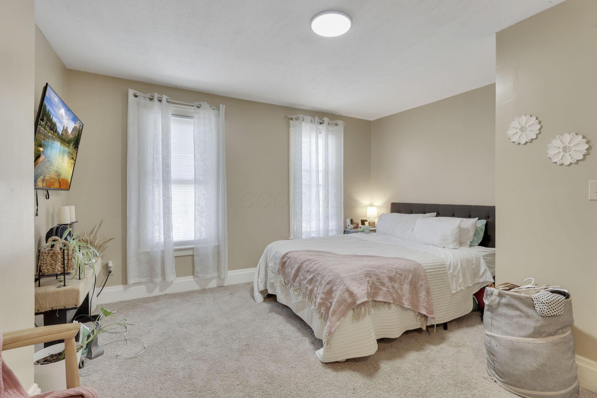 287 E Woodrow Avenue Property Photo 41