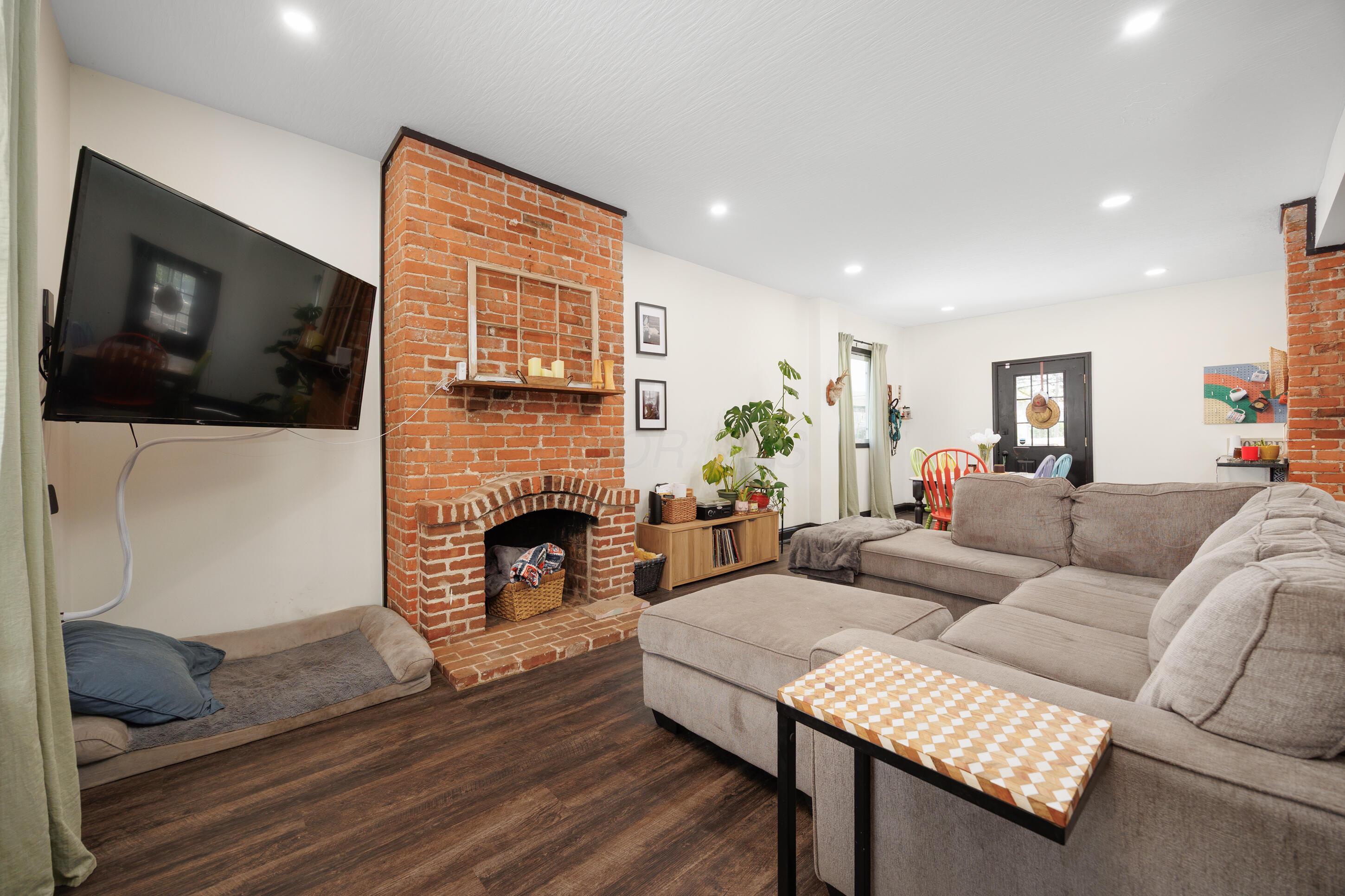 286 Avondale Avenue Property Photo 12