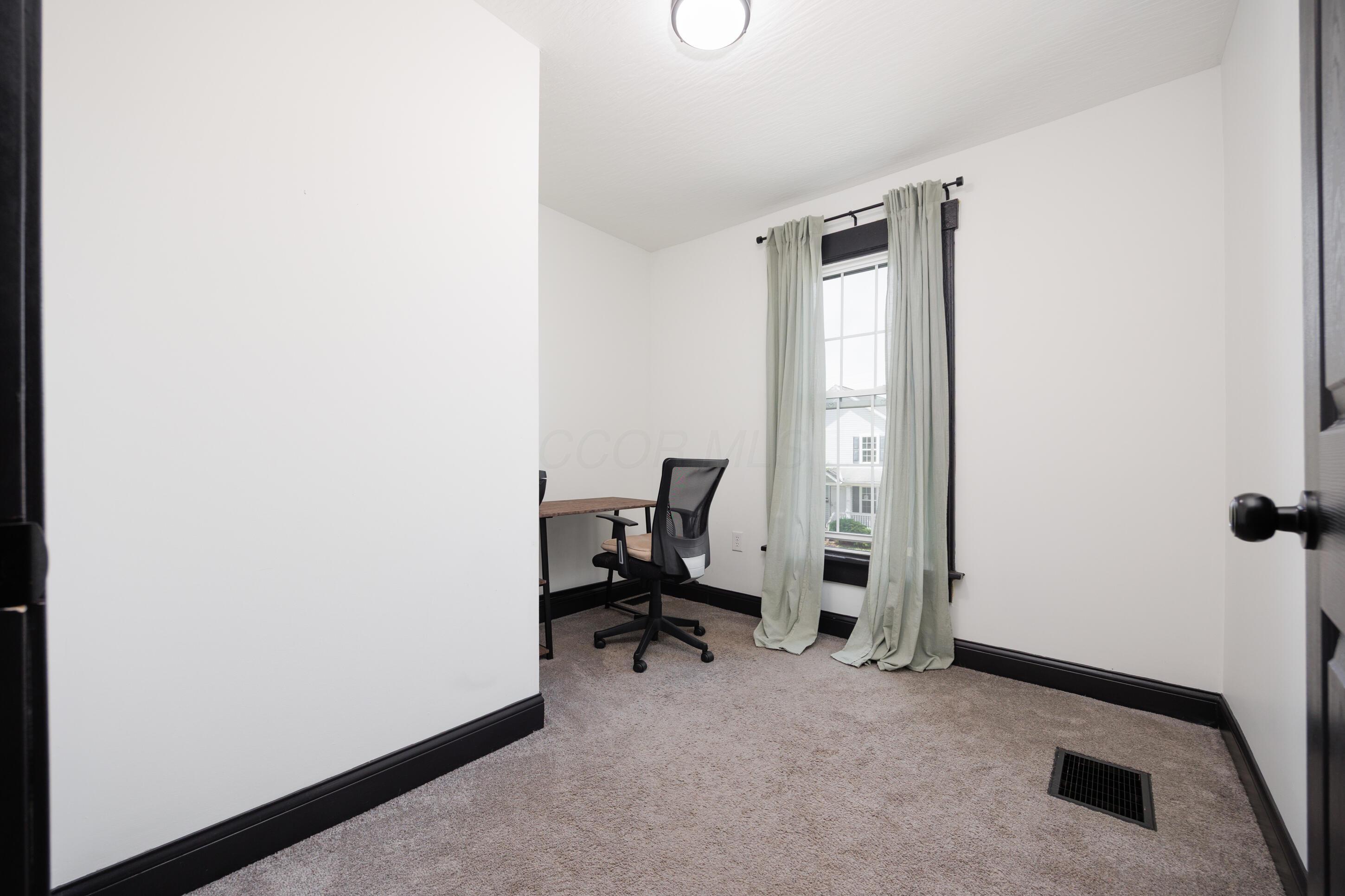 286 Avondale Avenue Property Photo 25