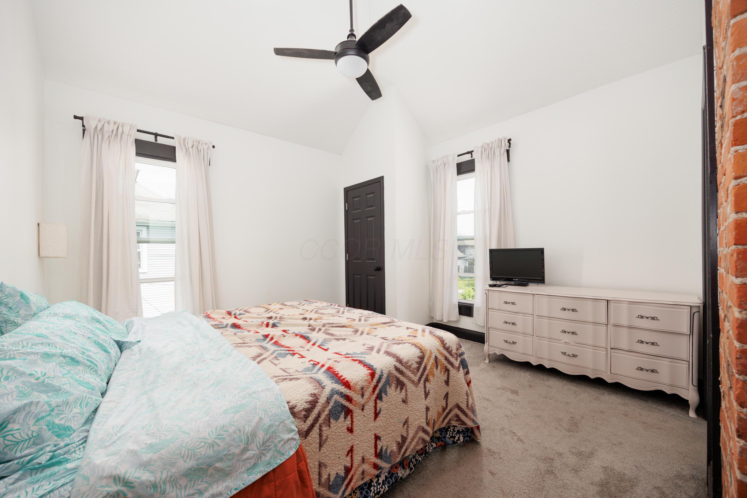 286 Avondale Avenue Property Photo 29