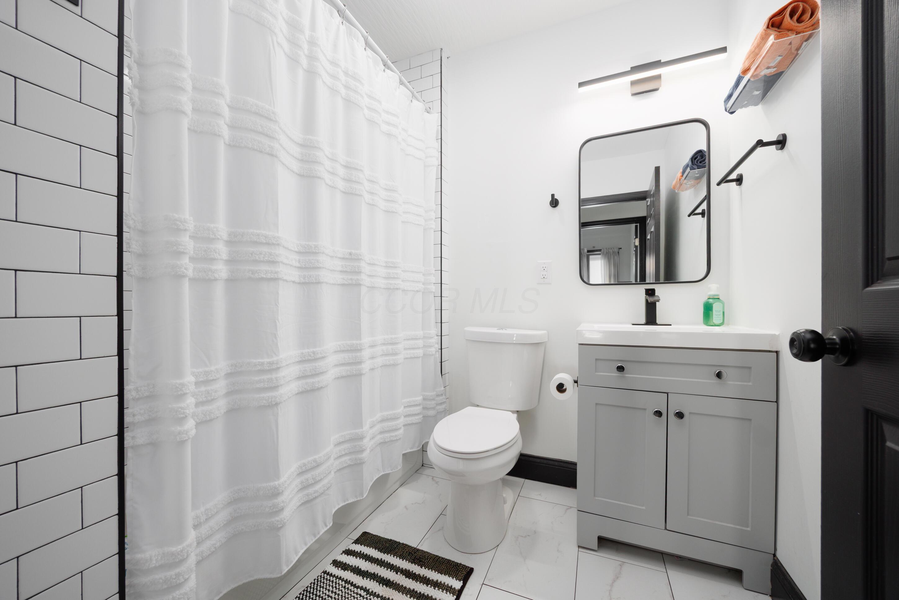 286 Avondale Avenue Property Photo 33