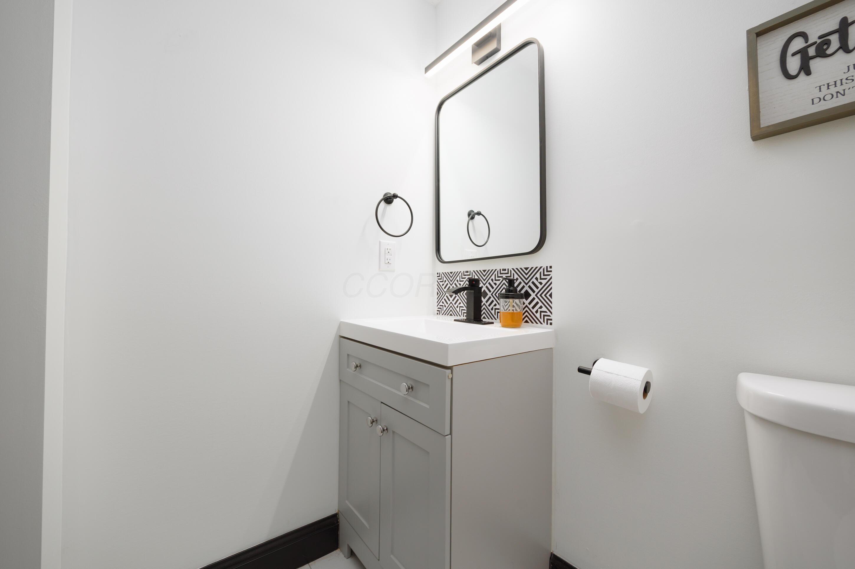 286 Avondale Avenue Property Photo 35