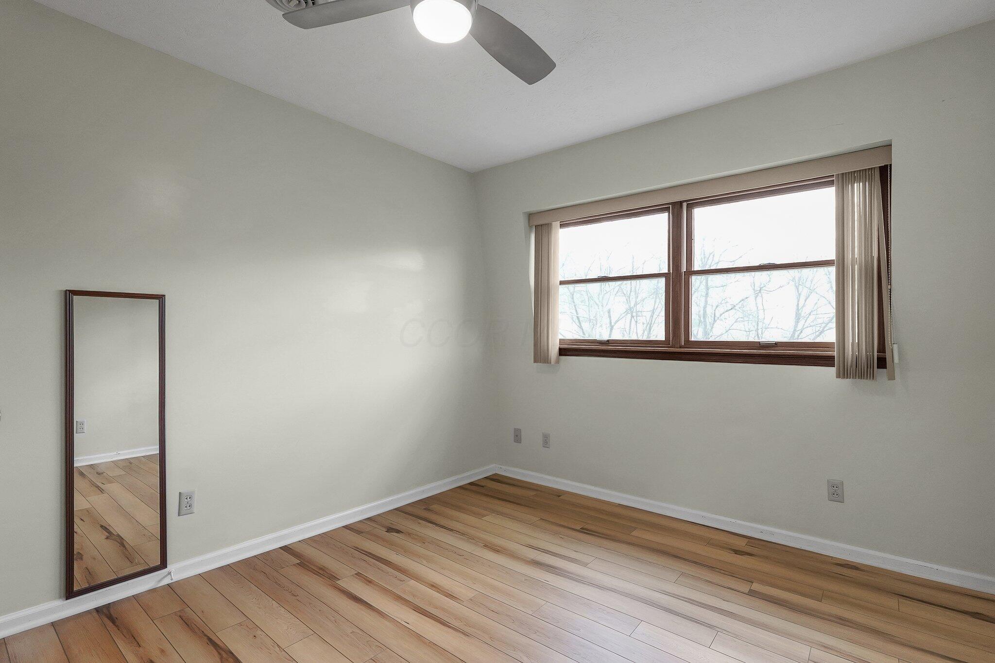 6 Coventry Lane Property Photo 23