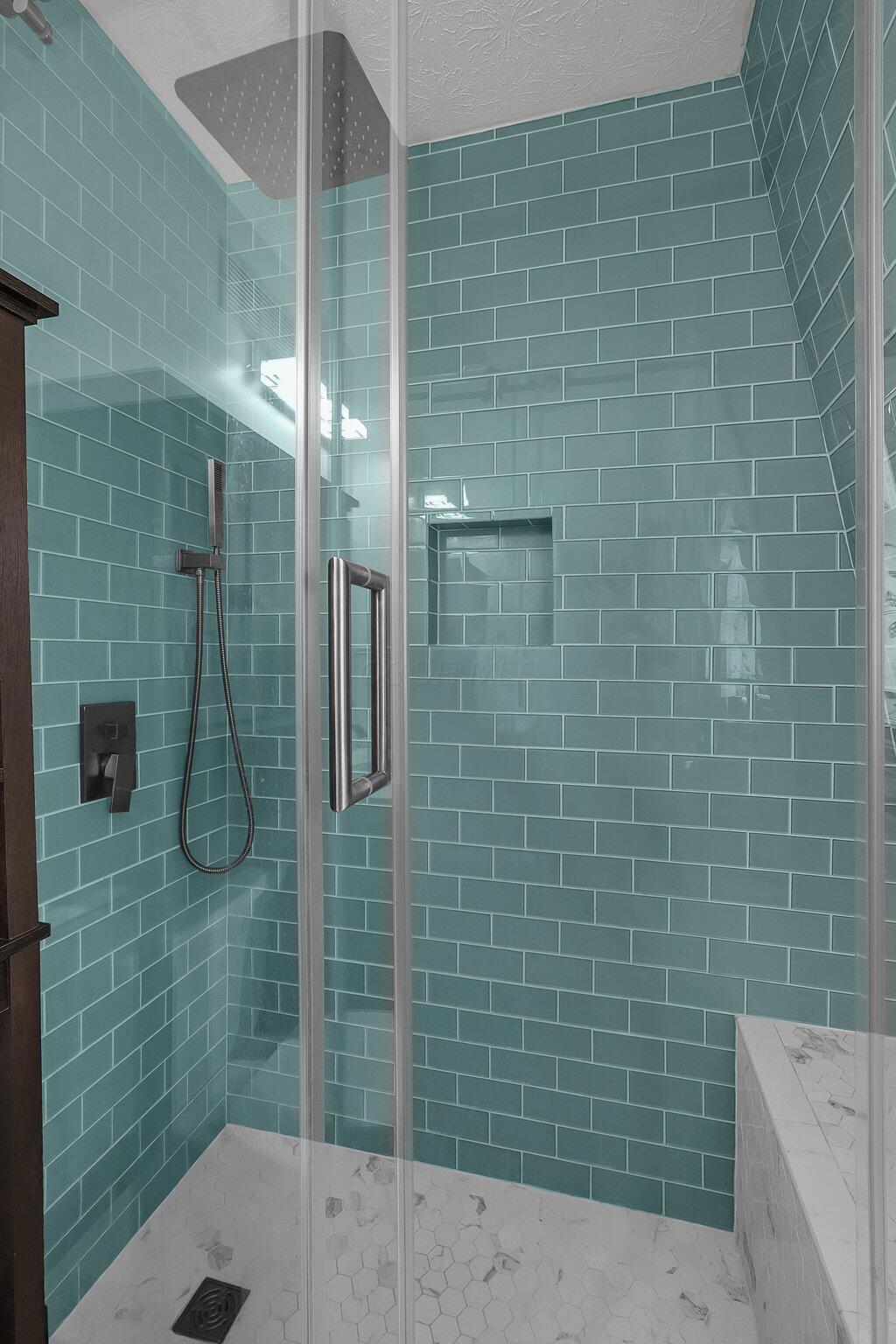6 Coventry Lane Property Photo 32