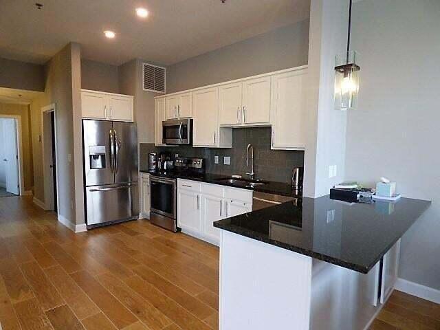 825 N 4th Street, 213 Property Photo